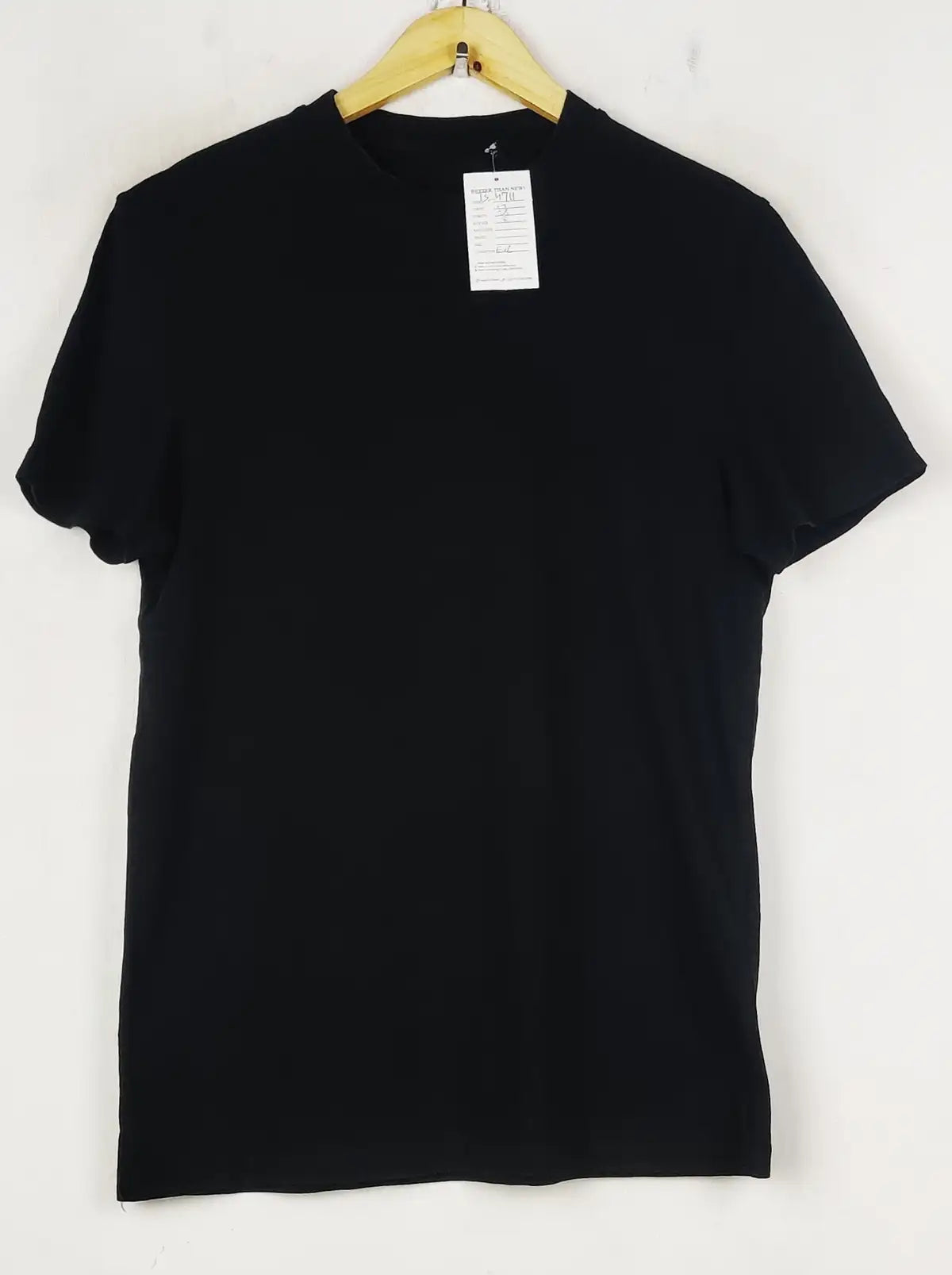Buy online pre-used pre-loved 100% authentic & Original branded Unknown Brand (TS-4711) available in Pakistan. Top international brands avilable.
