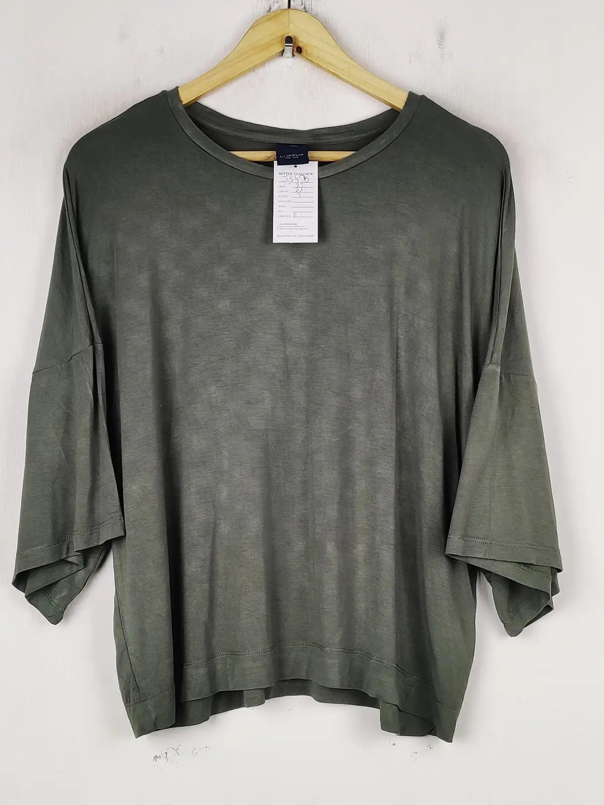 Buy online pre-used pre-loved 100% authentic & Original branded Luxzuz (TS-4715) available in Pakistan. Top international brands avilable.
