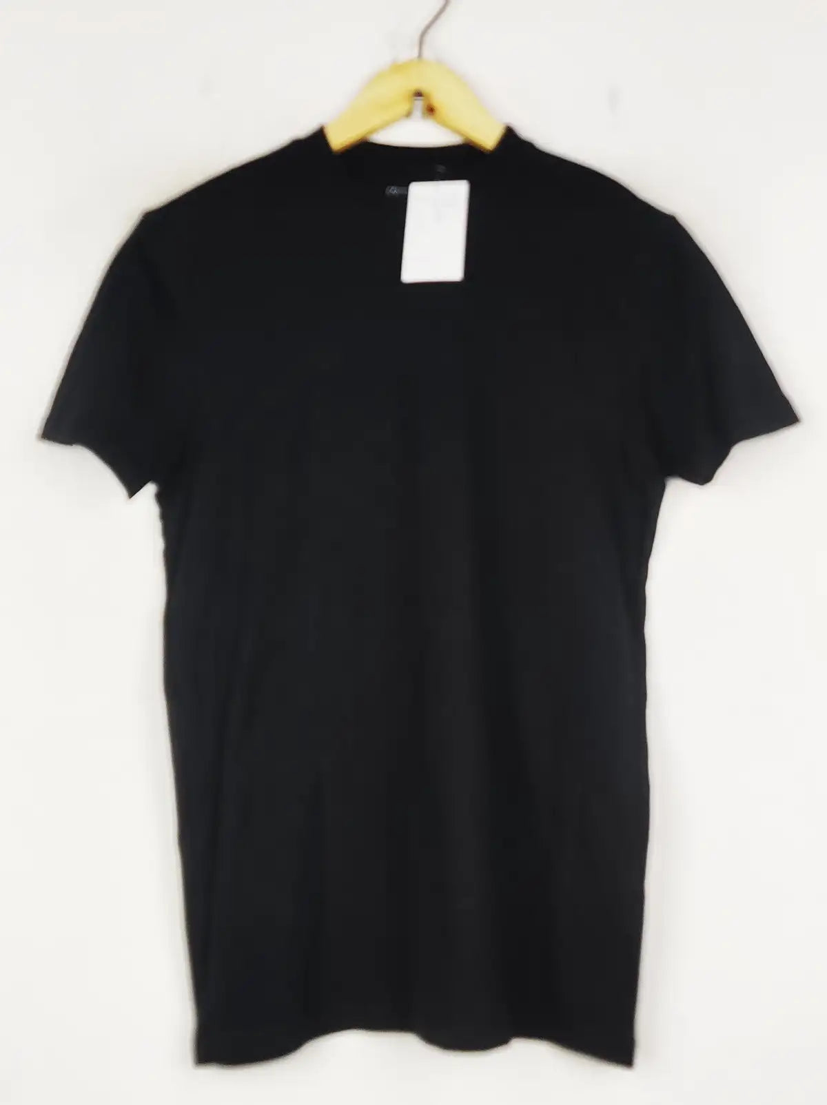 Buy online pre-used pre-loved 100% authentic & Original branded Primark (TS-4725) available in Pakistan. Top international brands avilable.