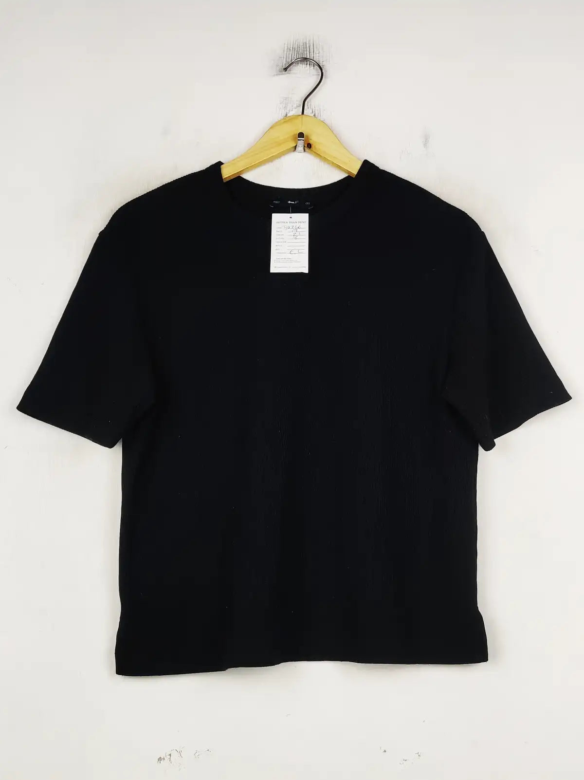 Buy online pre-used pre-loved 100% authentic & Original branded F&F (TS-4766) available in Pakistan. Top international brands avilable.