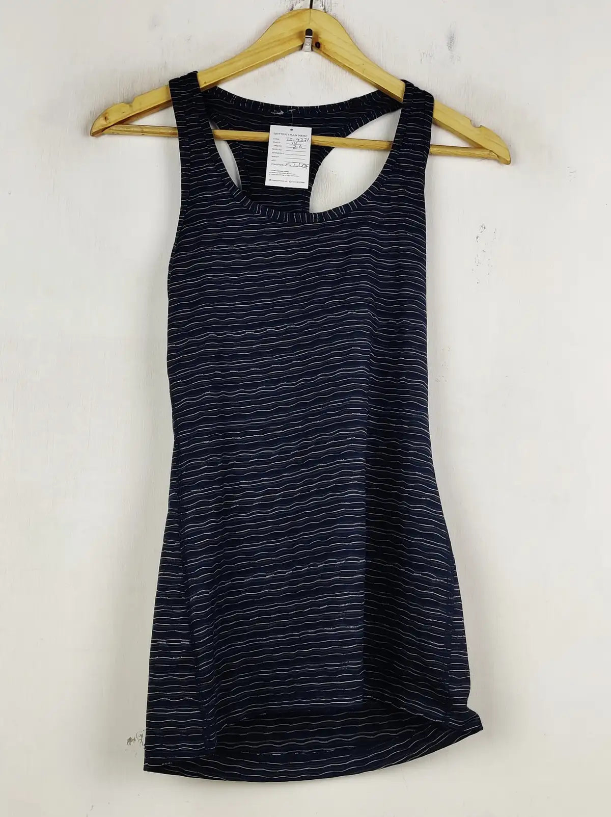 Buy online pre-used pre-loved 100% authentic & Original branded Unknown Brand (TS-4771) available in Pakistan. Top international brands avilable.