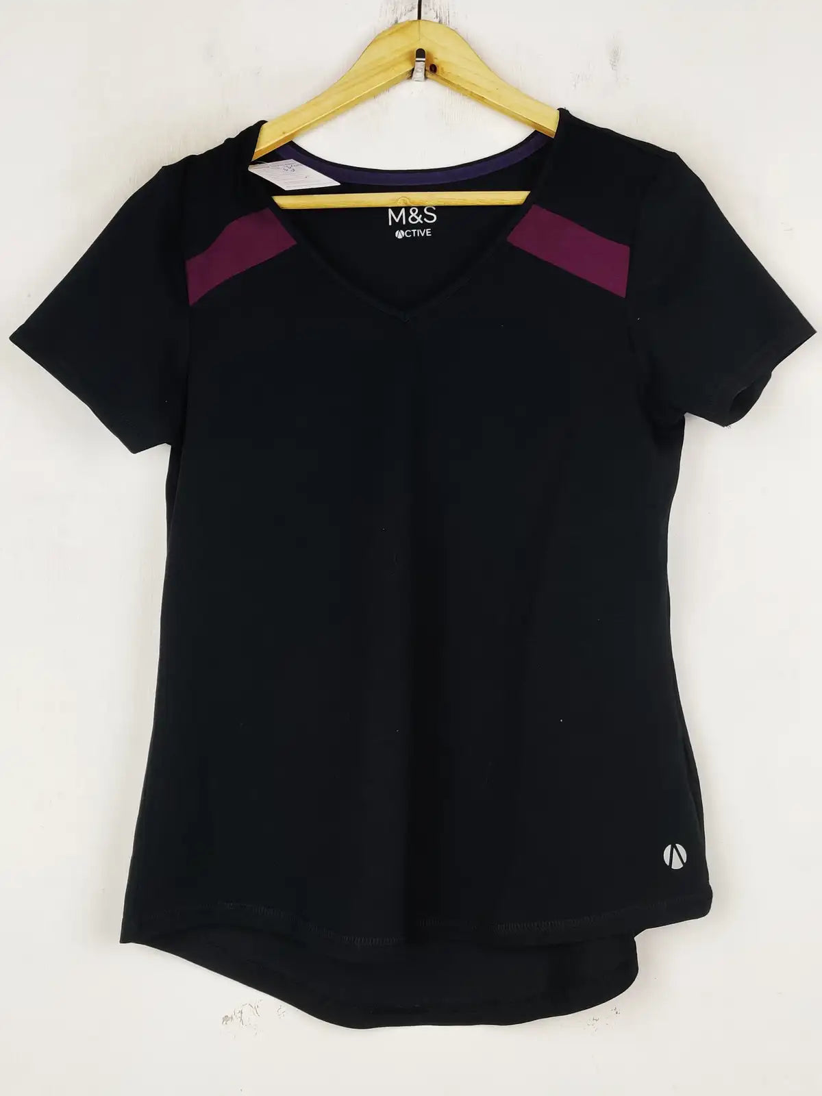 Buy online pre-used pre-loved 100% authentic & Original branded Marks & Spencer (TS-4789) available in Pakistan. Top international brands avilable.