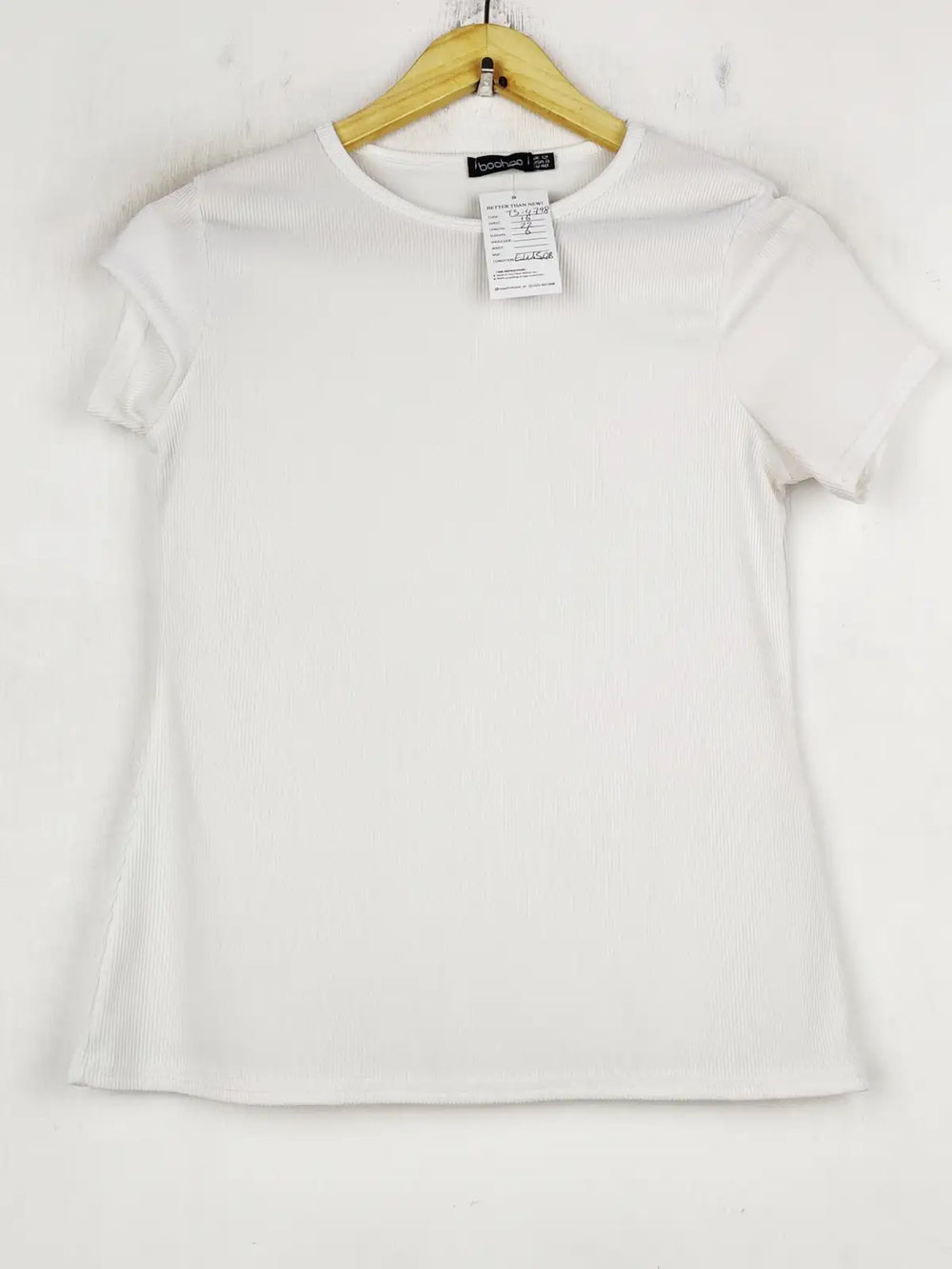 Buy online pre-used pre-loved 100% authentic & Original branded Boohoo (TS-4798) available in Pakistan. Top international brands avilable.
