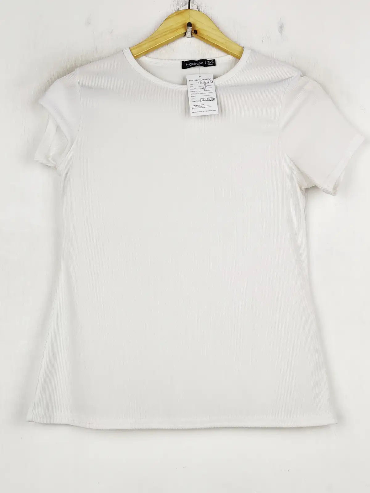Buy online pre-used pre-loved 100% authentic & Original branded Boohoo (TS-4798) available in Pakistan. Top international brands avilable.