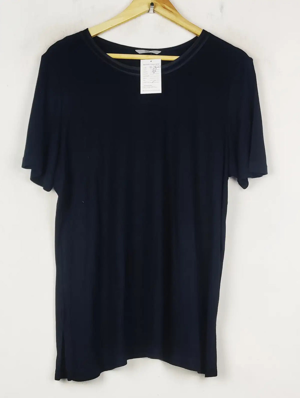 Buy online pre-used pre-loved 100% authentic & Original branded Marks & Spencer (TS-4827) available in Pakistan. Top international brands avilable.