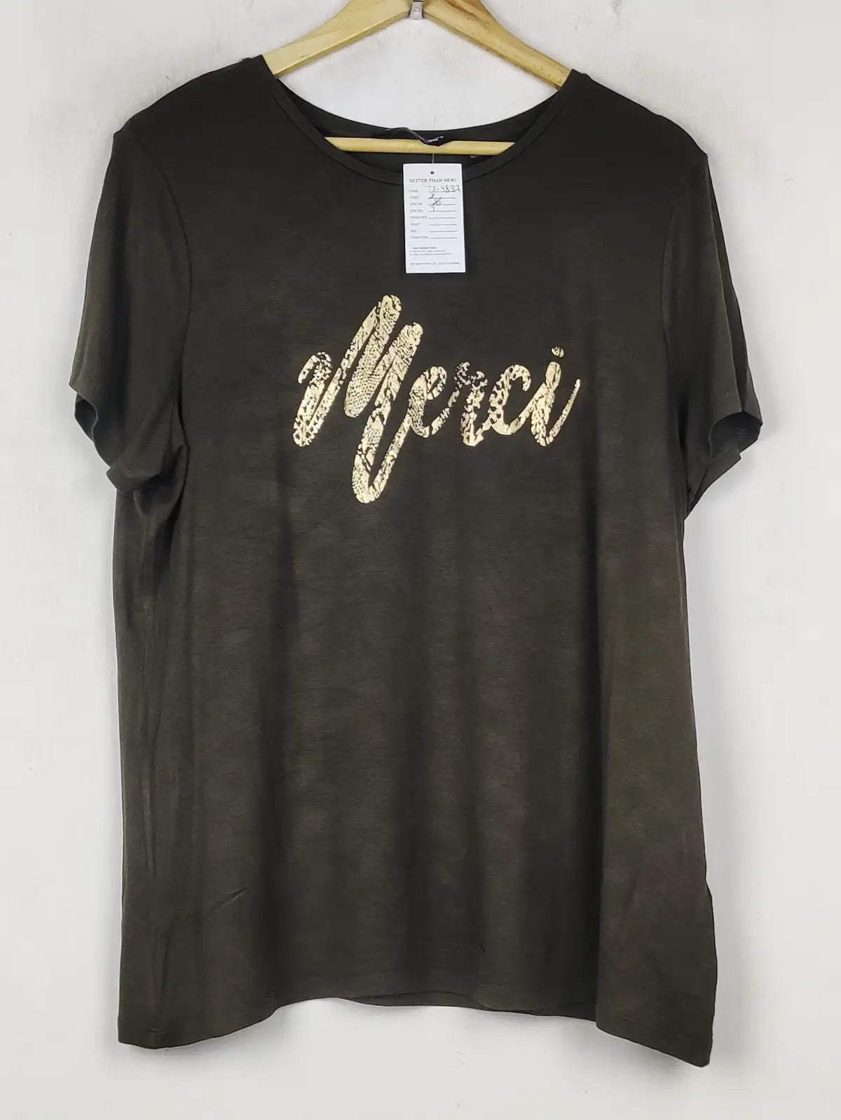Buy online pre-used pre-loved 100% authentic & Original branded Dorothy Perkins (TS-4837) available in Pakistan. Top international brands avilable.