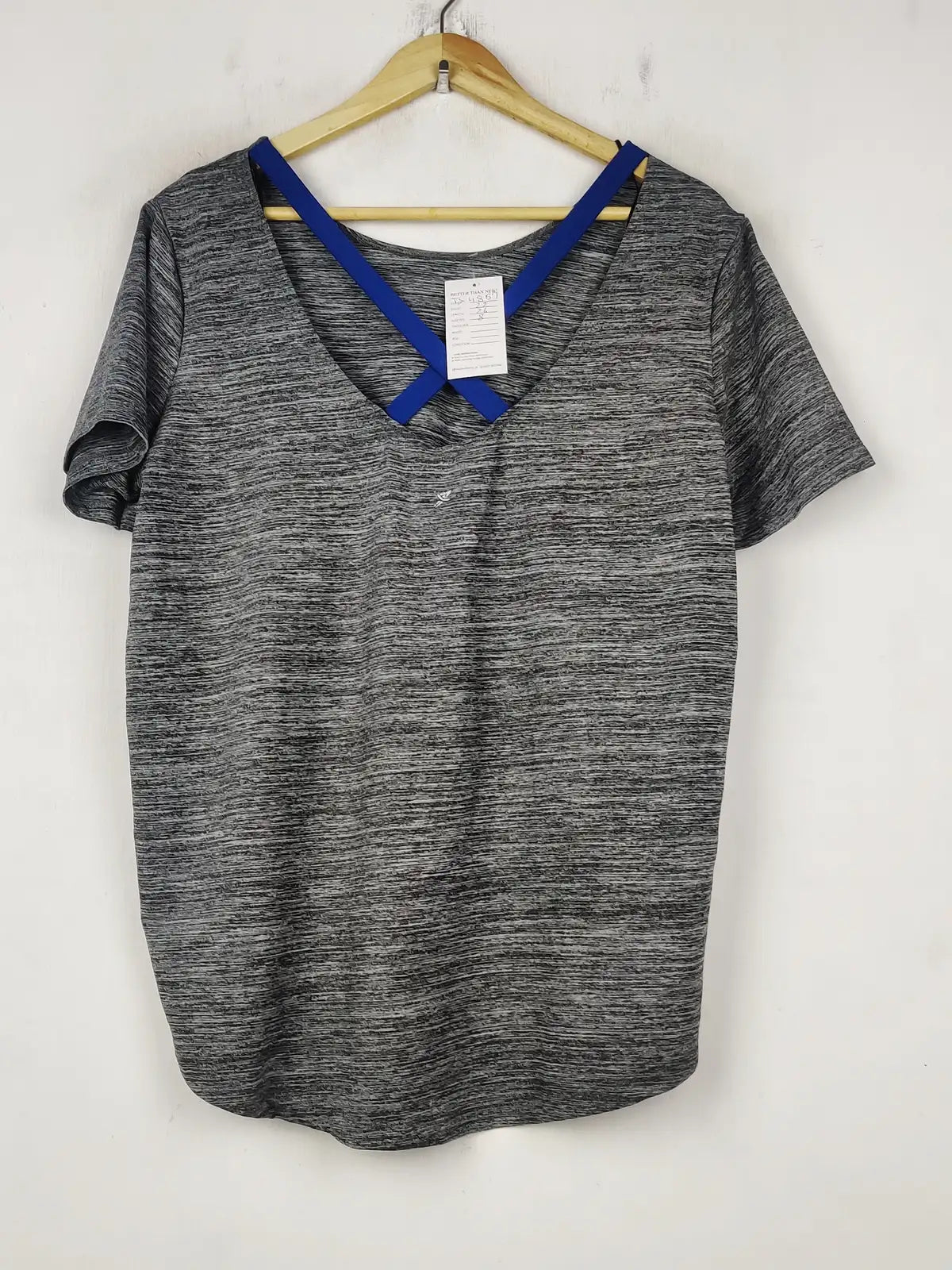 Buy online pre-used pre-loved 100% authentic & Original branded Workout (TS-4857) available in Pakistan. Top international brands avilable.