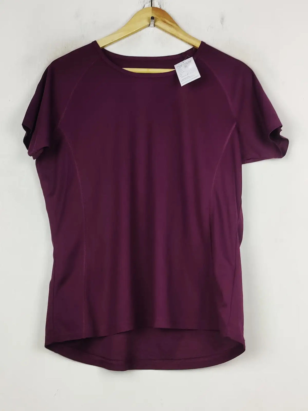 Buy online pre-used pre-loved 100% authentic & Original branded Mountain (TS-4914) available in Pakistan. Top international brands avilable.