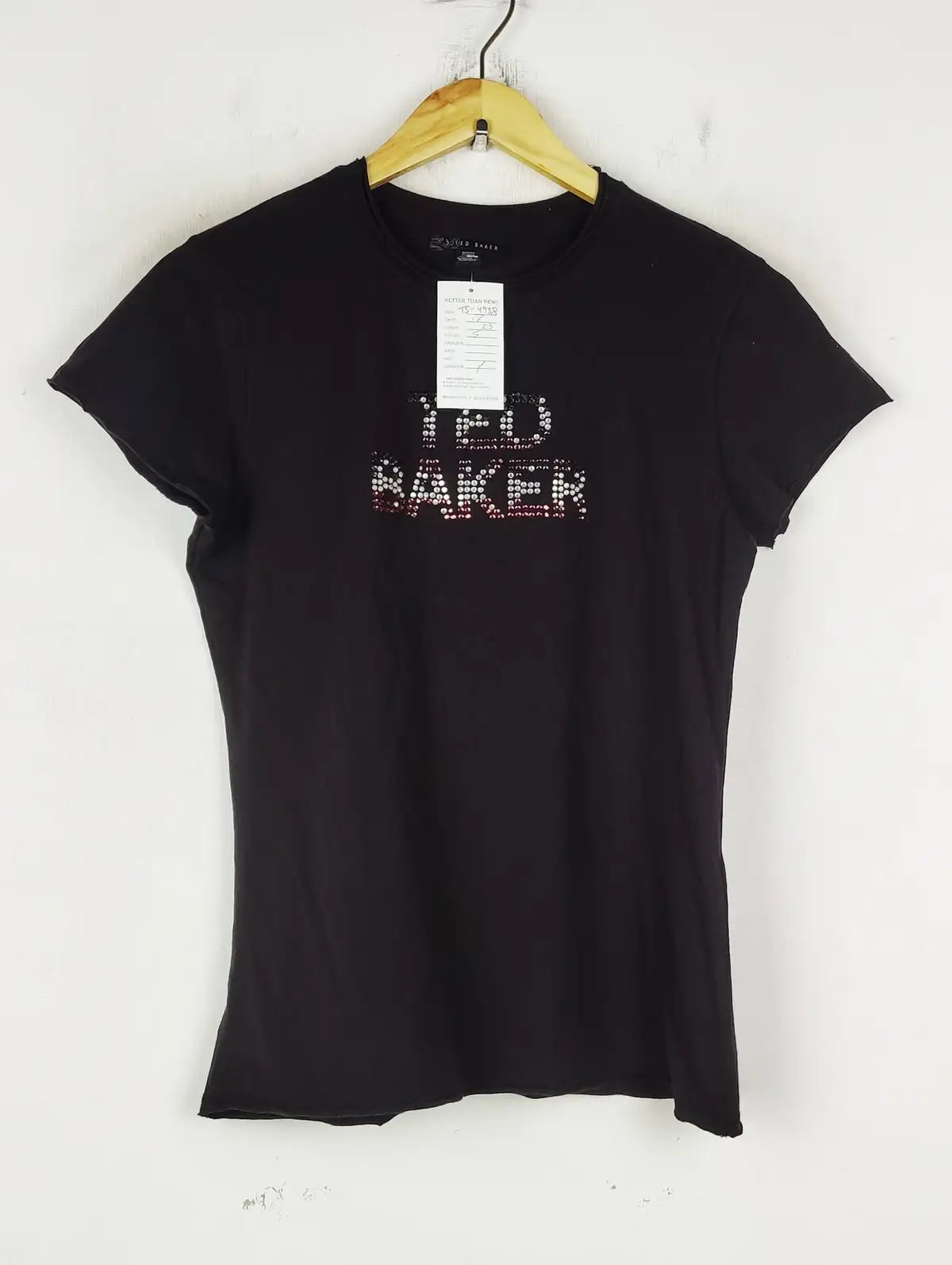 Buy online pre-used pre-loved 100% authentic & Original branded Ted Baker (TS-4938) available in Pakistan. Top international brands avilable.