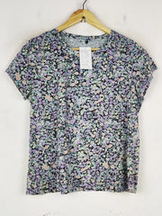 Buy online pre-used pre-loved 100% authentic & Original branded Pep&Co (TS-4954) available in Pakistan. Top international brands avilable.