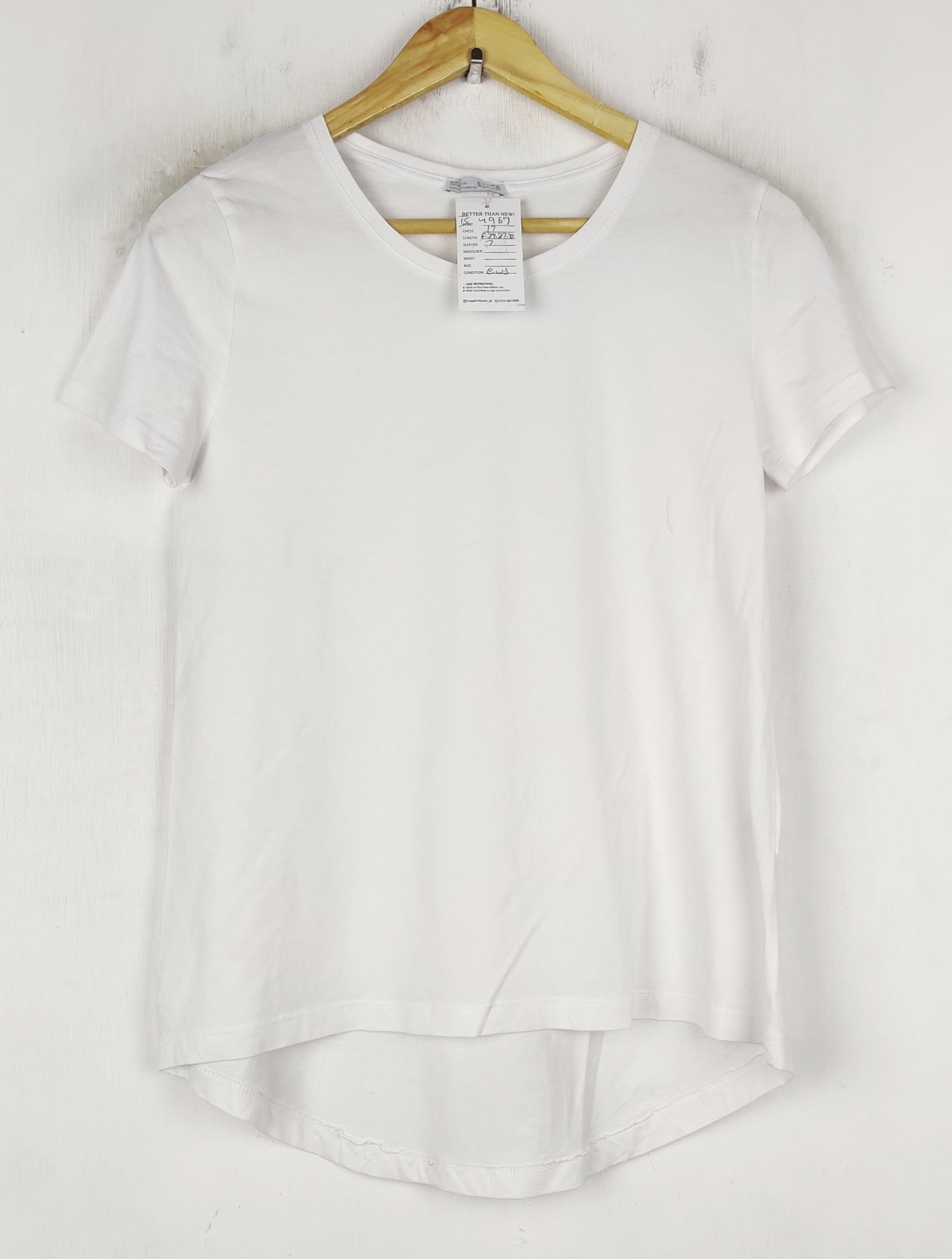 Buy online pre-used pre-loved 100% authentic & Original branded Zara (TS-4967) available in Pakistan. Top international brands avilable.
