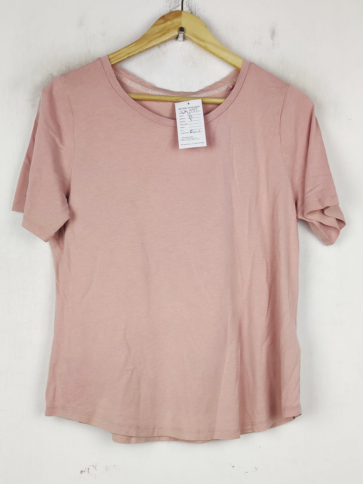 Buy online pre-used pre-loved 100% authentic & Original branded Body Fit (TS-4972) available in Pakistan. Top international brands avilable.