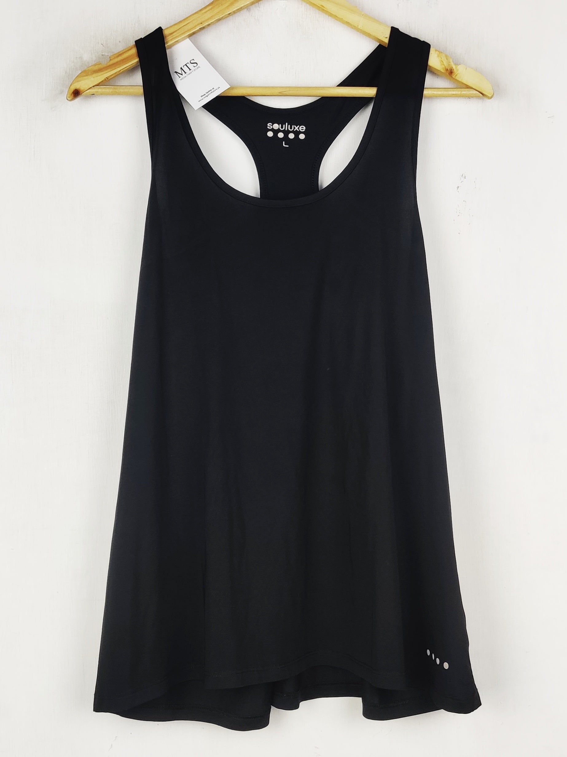 Buy online pre-used pre-loved 100% authentic & Original branded Souluxe (TS-4973) available in Pakistan. Top international brands avilable.