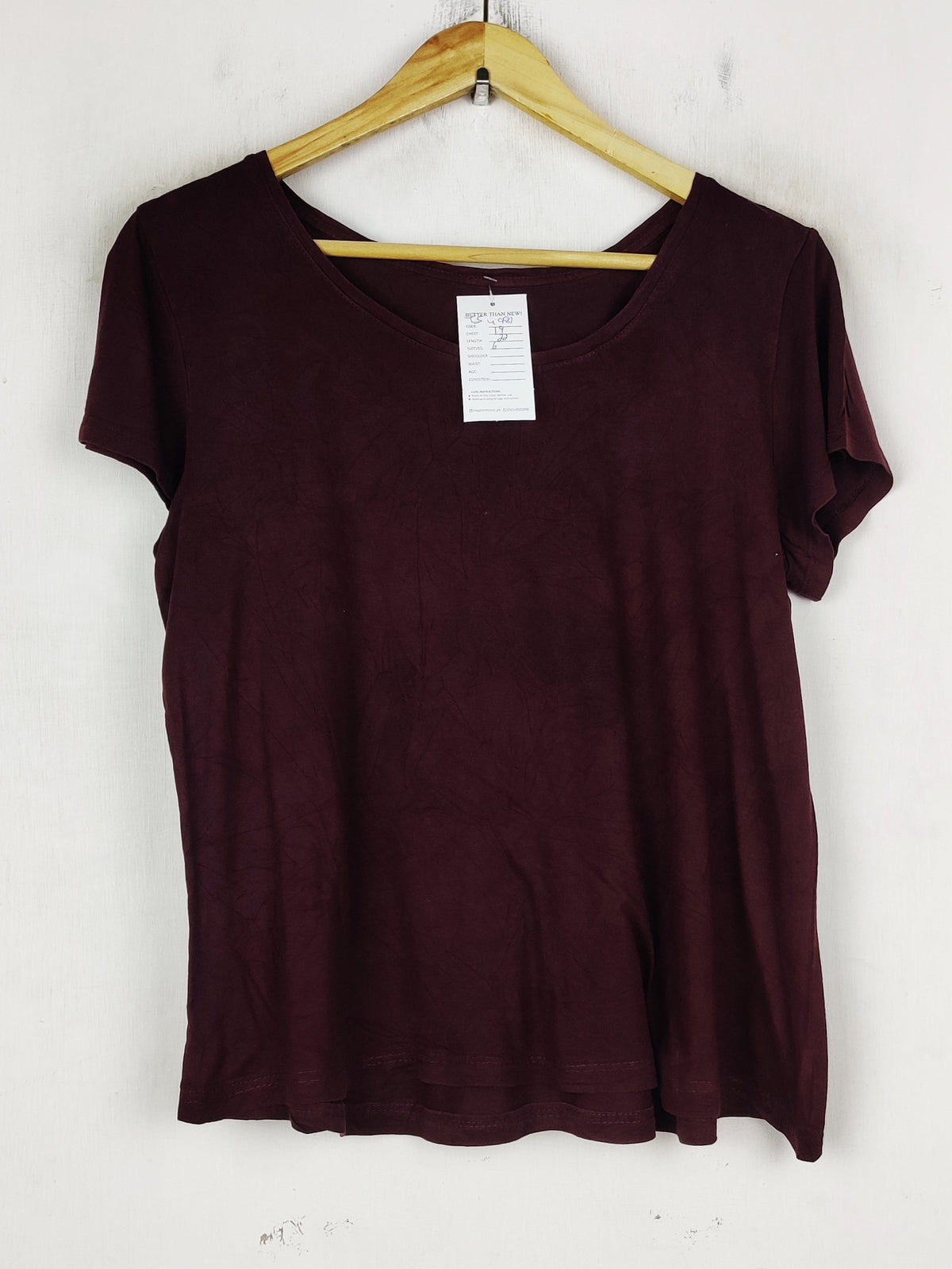 Buy online pre-used pre-loved 100% authentic & Original branded Gap (TS-4981) available in Pakistan. Top international brands avilable.