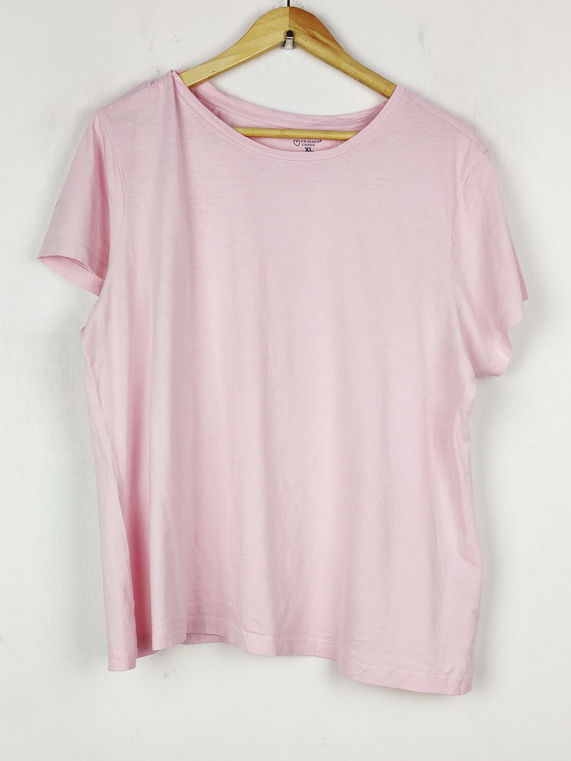 Buy online pre-used pre-loved 100% authentic & Original branded Primark (TS-4994) available in Pakistan. Top international brands avilable.