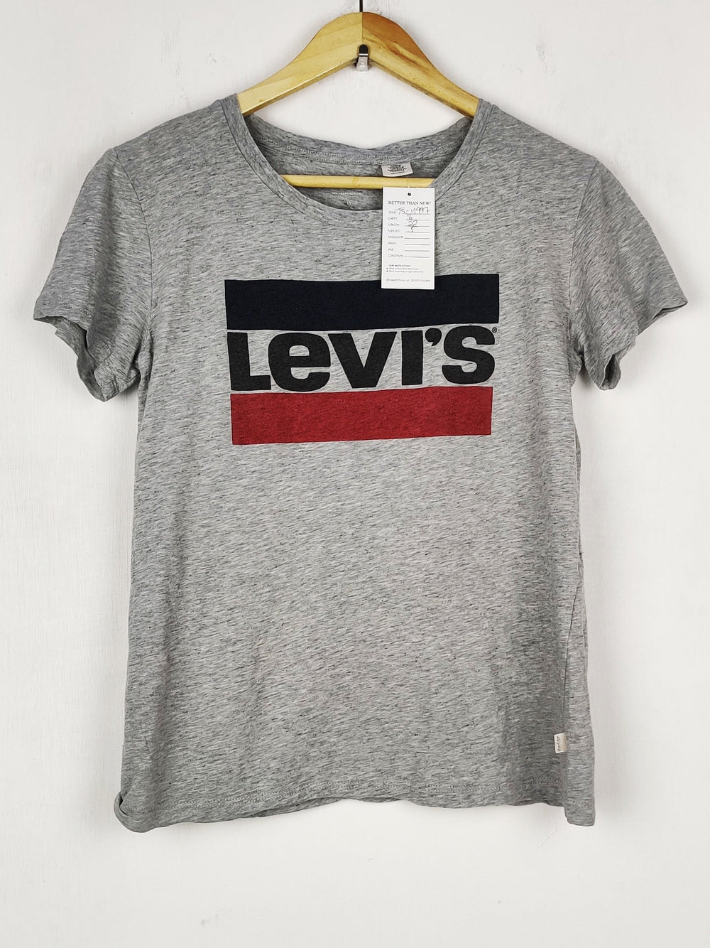 Buy online pre-used pre-loved 100% authentic & Original branded Unknown Brand (TS-4997) available in Pakistan. Top international brands avilable.