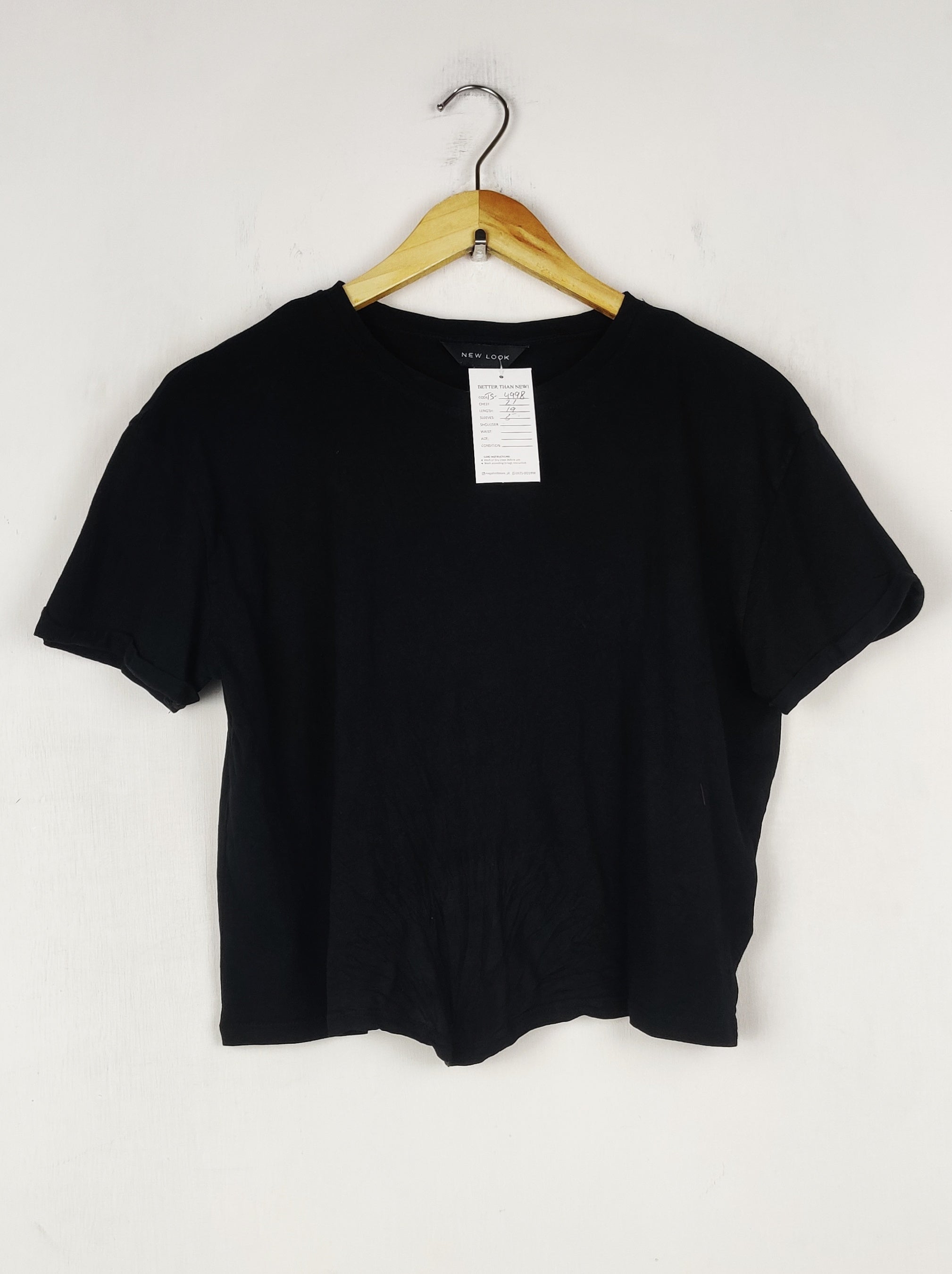 Buy online pre-used pre-loved 100% authentic & Original branded New Look (TS-4998) available in Pakistan. Top international brands avilable.
