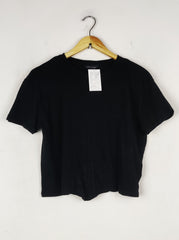 Buy online pre-used pre-loved 100% authentic & Original branded New Look (TS-4998) available in Pakistan. Top international brands avilable.