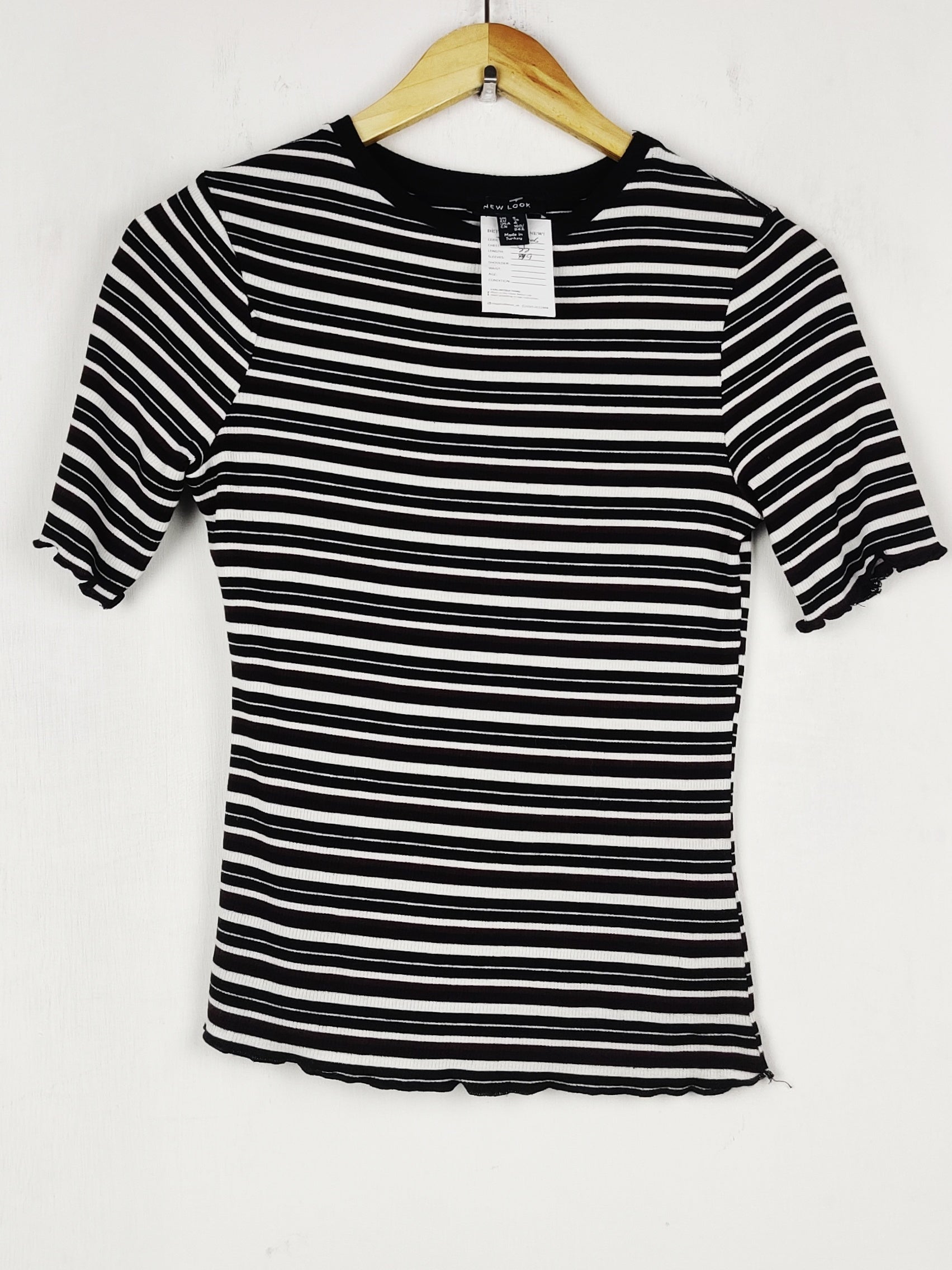 Buy online pre-used pre-loved 100% authentic & Original branded New Look (TS-5006) available in Pakistan. Top international brands avilable.