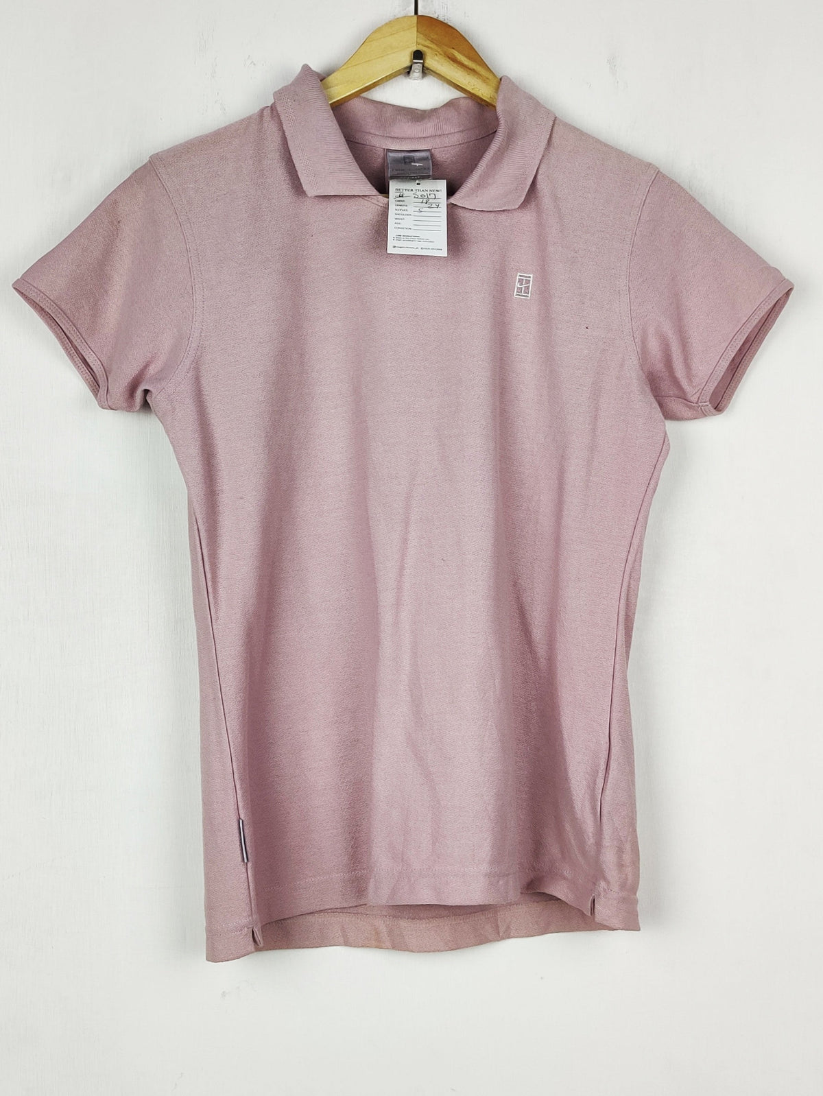 Buy online pre-used pre-loved 100% authentic & Original branded Nike (TS-5017) available in Pakistan. Top international brands avilable.