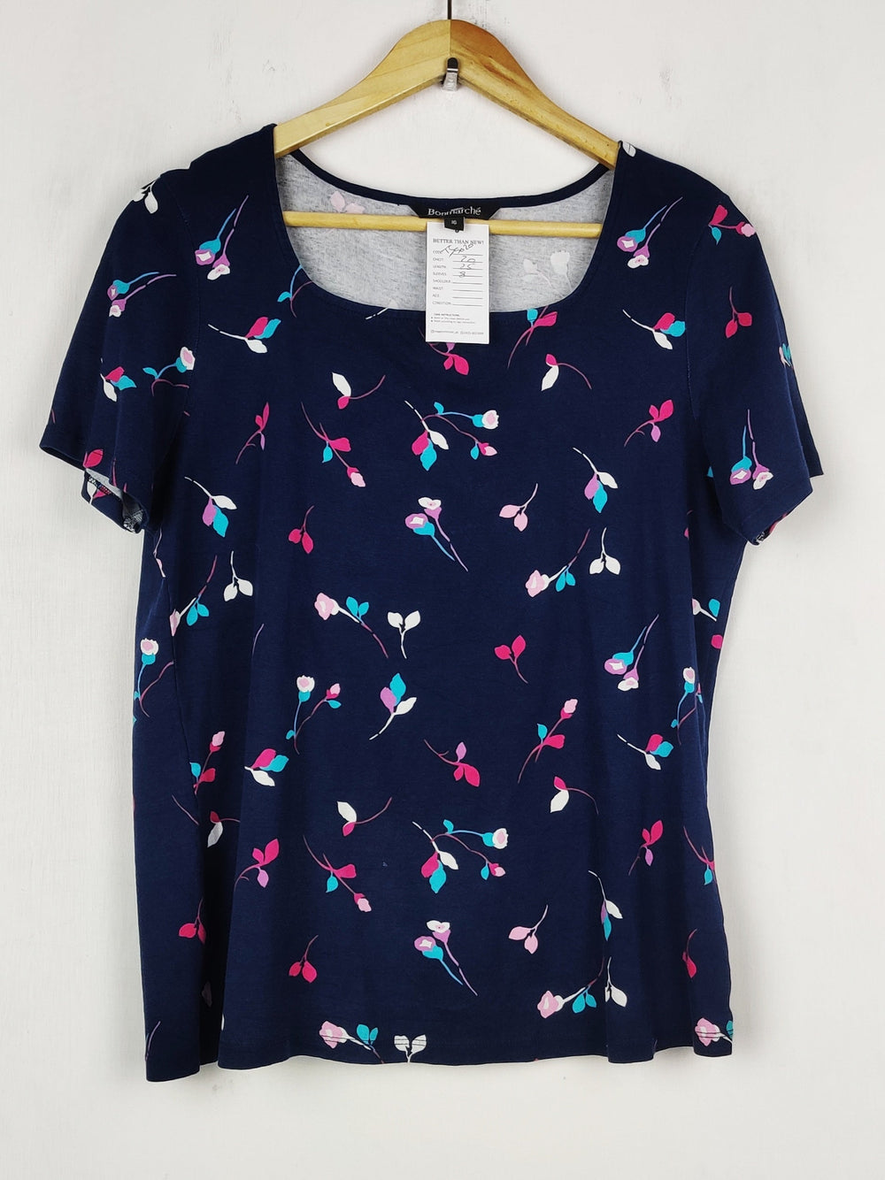 Buy online pre-used pre-loved 100% authentic & Original branded Bonmarche (TS-5020) available in Pakistan. Top international brands avilable.