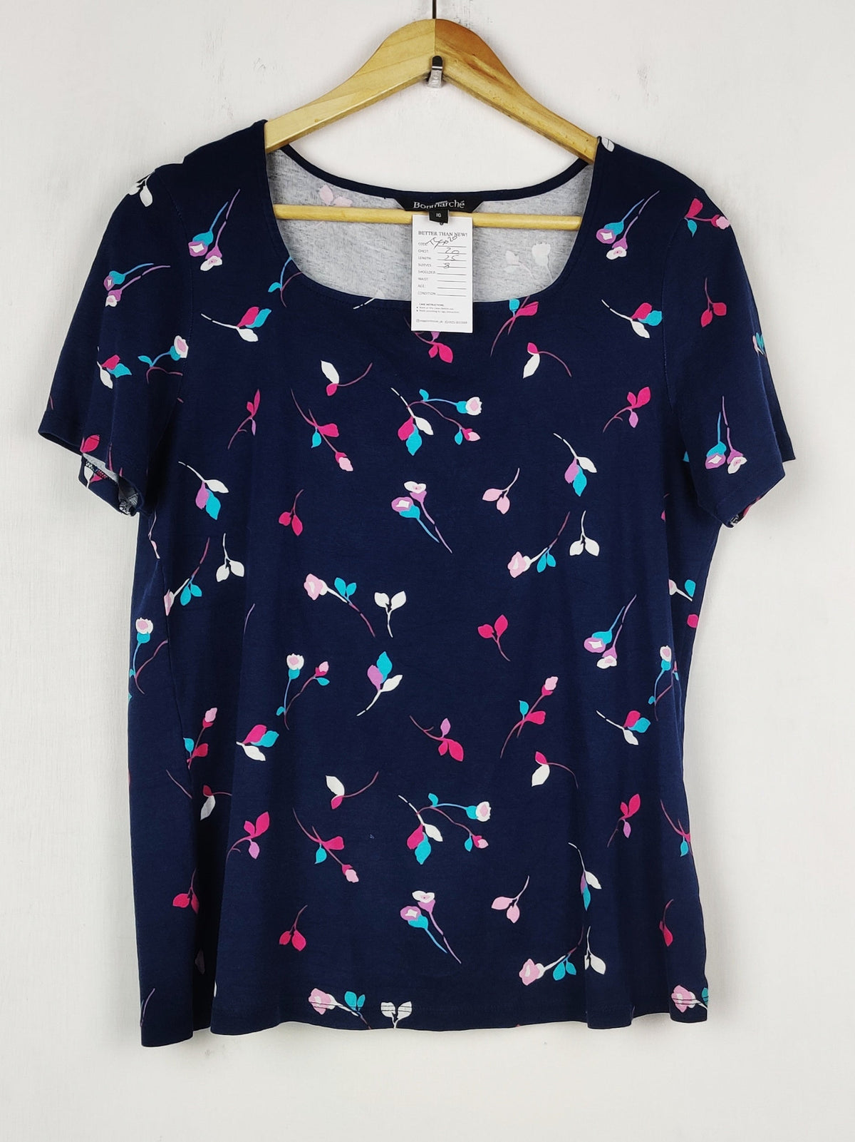Buy online pre-used pre-loved 100% authentic & Original branded Bonmarche (TS-5020) available in Pakistan. Top international brands avilable.