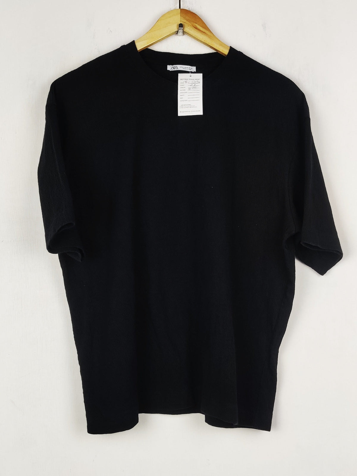 Buy online pre-used pre-loved 100% authentic & Original branded Zara (TS-5030) available in Pakistan. Top international brands avilable.