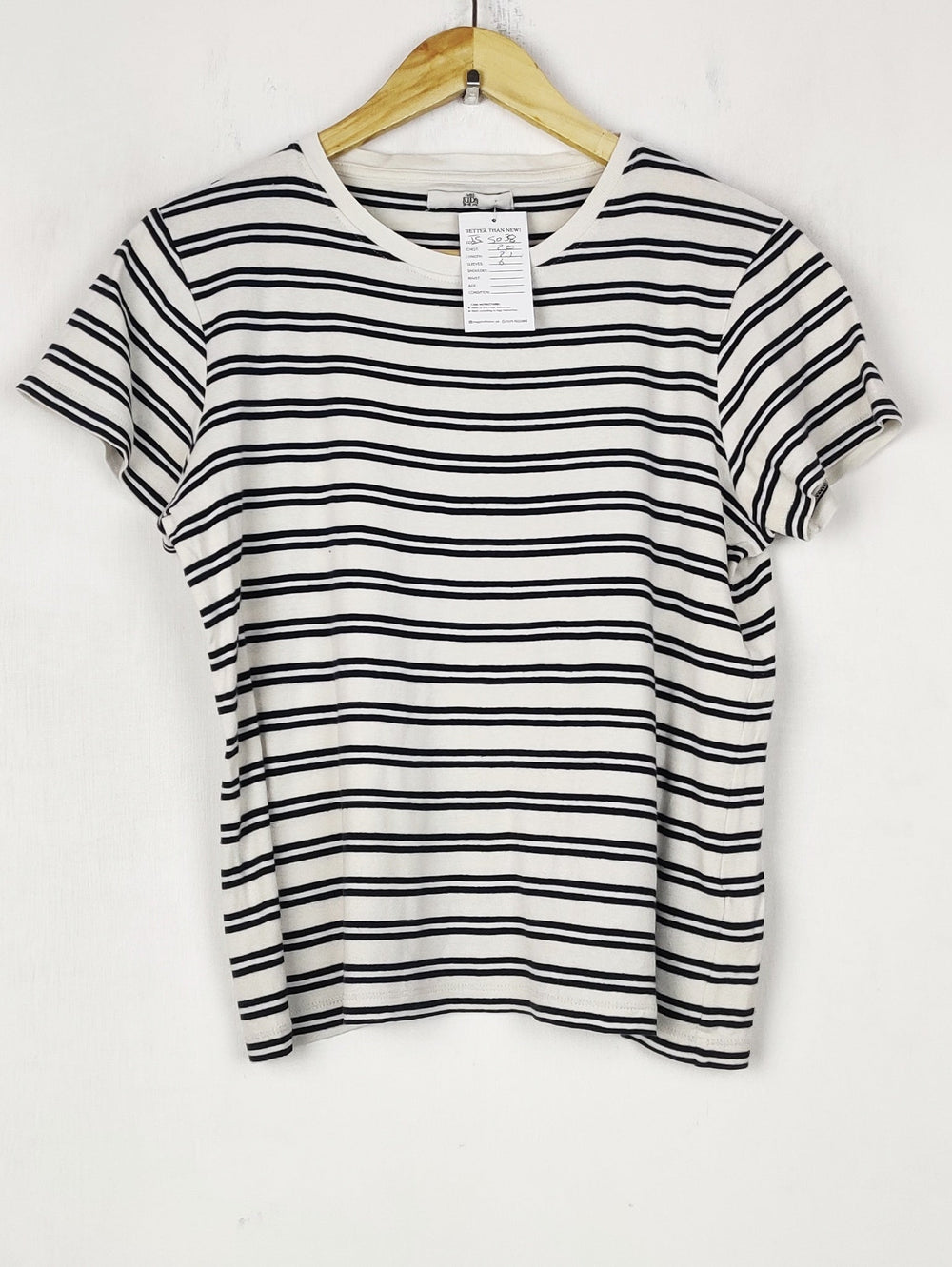 Buy online pre-used pre-loved 100% authentic & Original branded Marks & Spencer (TS-5038) available in Pakistan. Top international brands avilable.