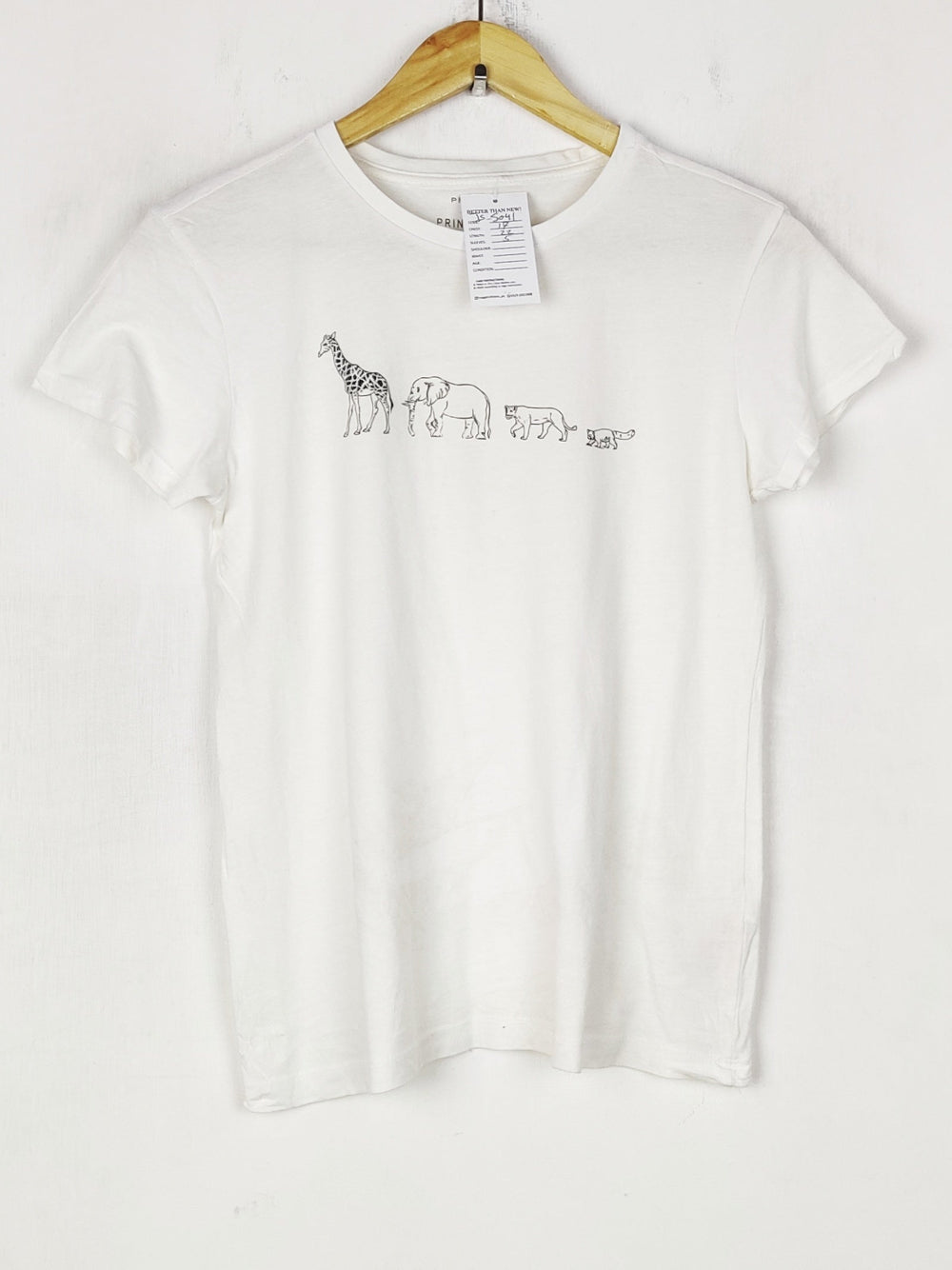 Buy online pre-used pre-loved 100% authentic & Original branded Primark (TS-5041) available in Pakistan. Top international brands avilable.