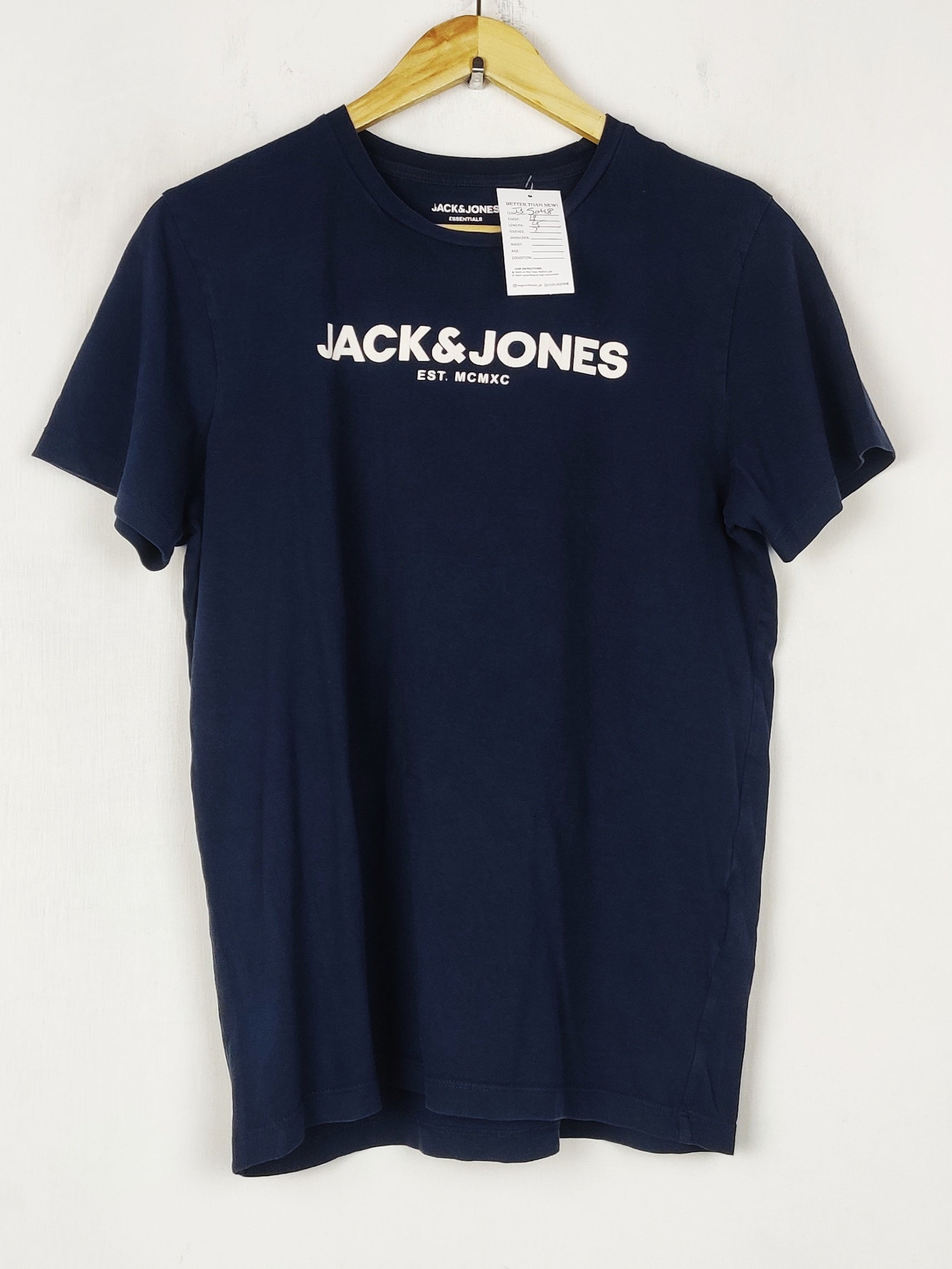 Buy online pre-used pre-loved 100% authentic & Original branded Jack & Jones (TS-5048) available in Pakistan. Top international brands avilable.