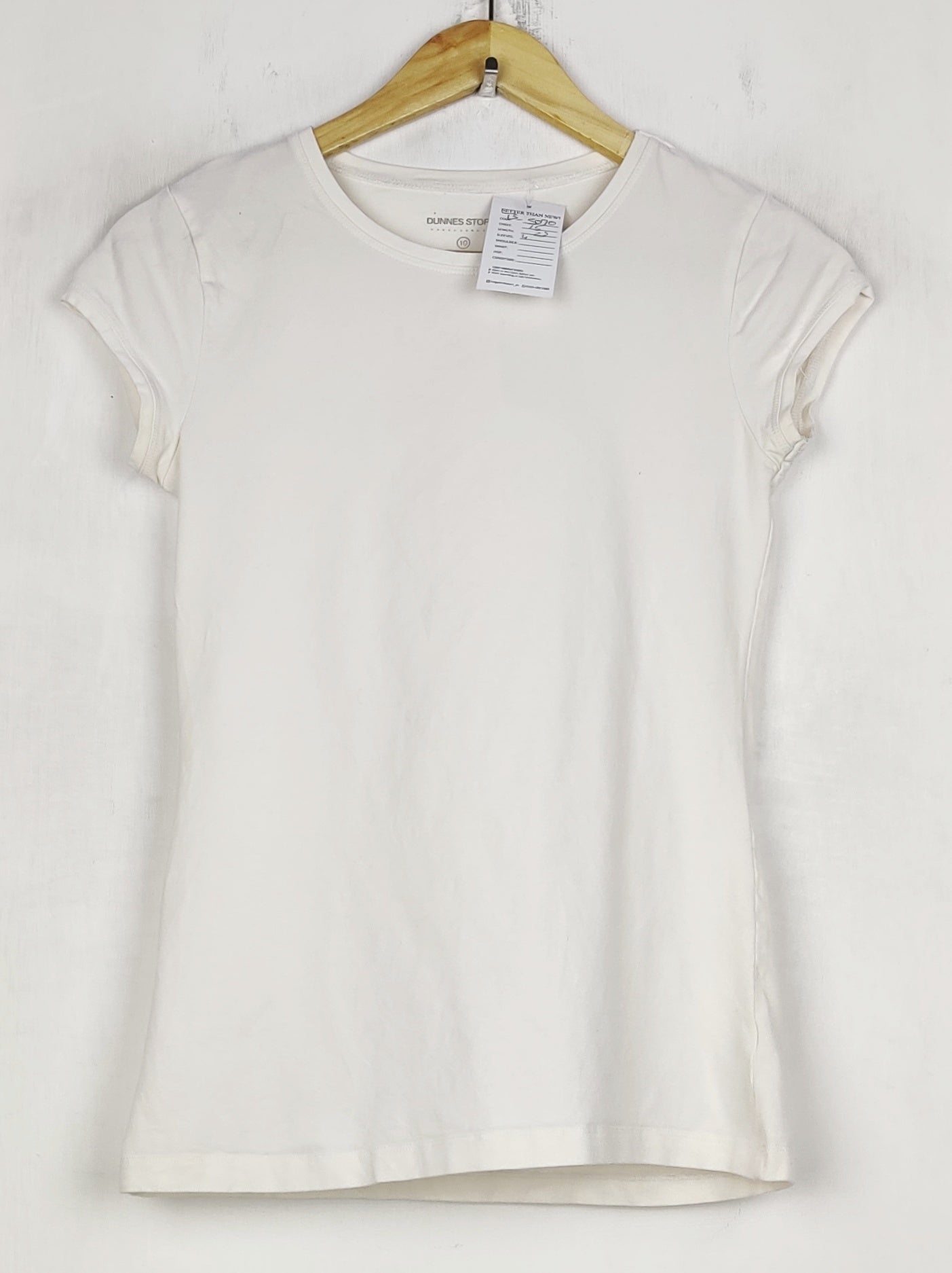 Buy online pre-used pre-loved 100% authentic & Original branded Dunnes Stores (TS-5070) available in Pakistan. Top international brands avilable.