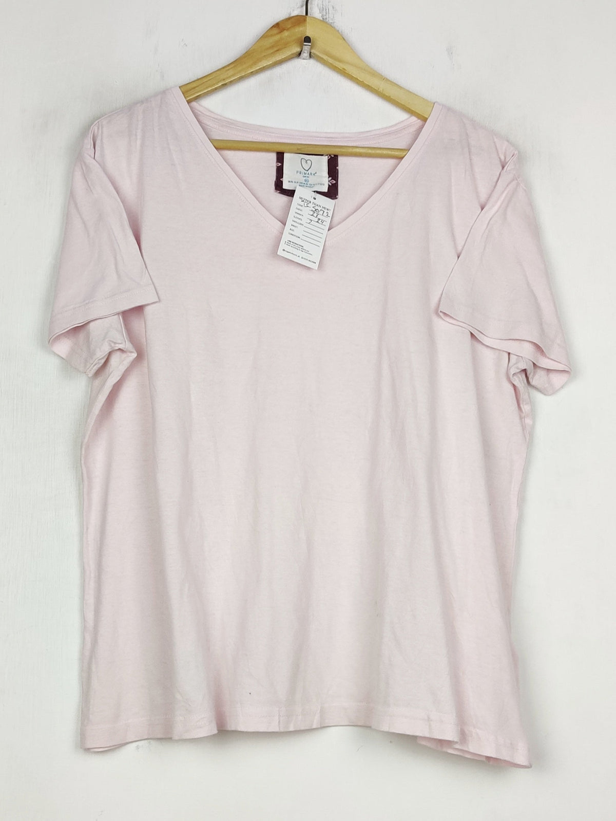 Buy online pre-used pre-loved 100% authentic & Original branded Primark (TS-5072) available in Pakistan. Top international brands avilable.