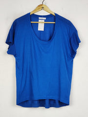 Buy online pre-used pre-loved 100% authentic & Original branded Zara (TS-5084) available in Pakistan. Top international brands avilable.