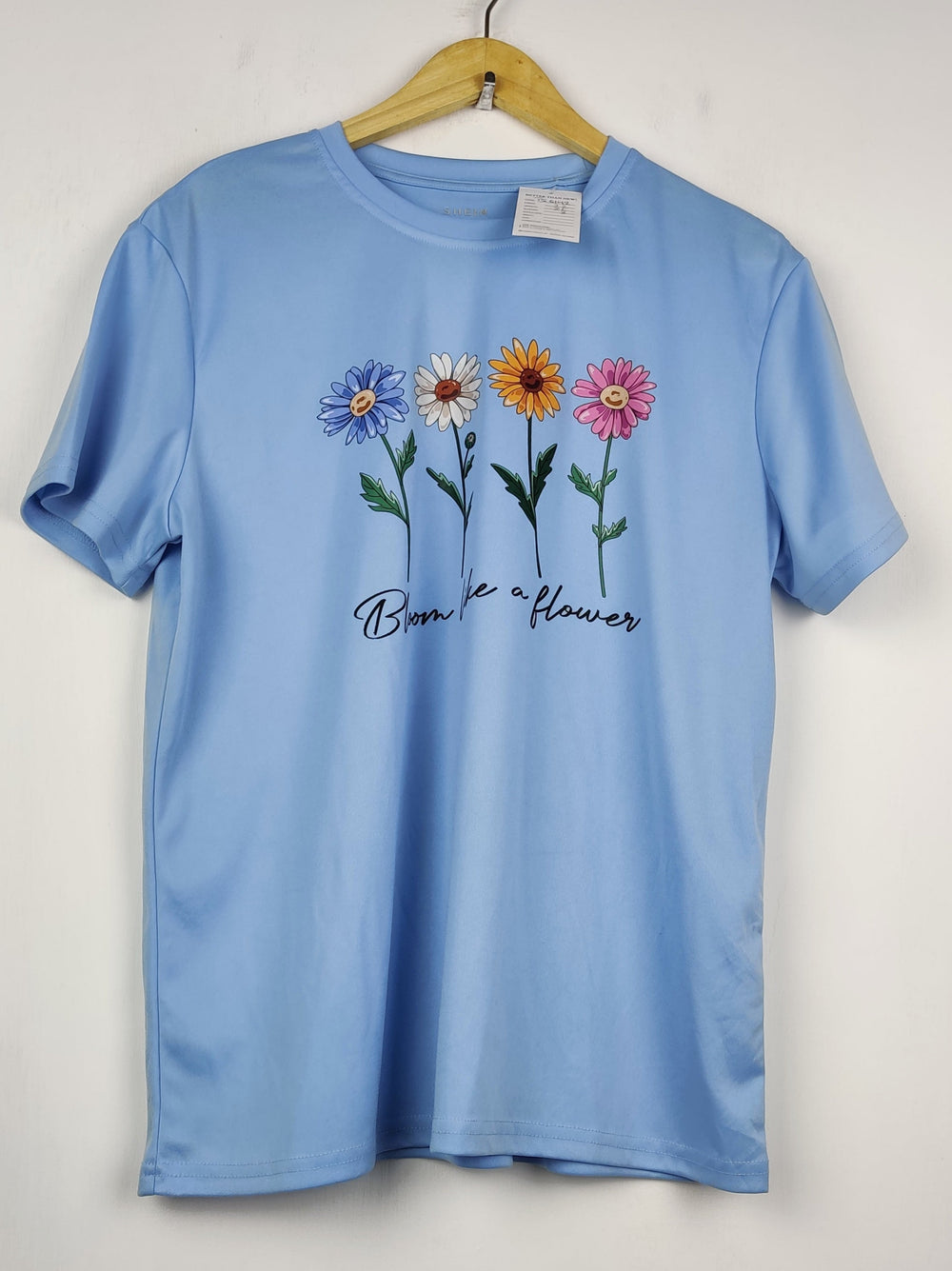 Buy online pre-used pre-loved 100% authentic & Original branded Shein (TS-5142) available in Pakistan. Top international brands avilable.