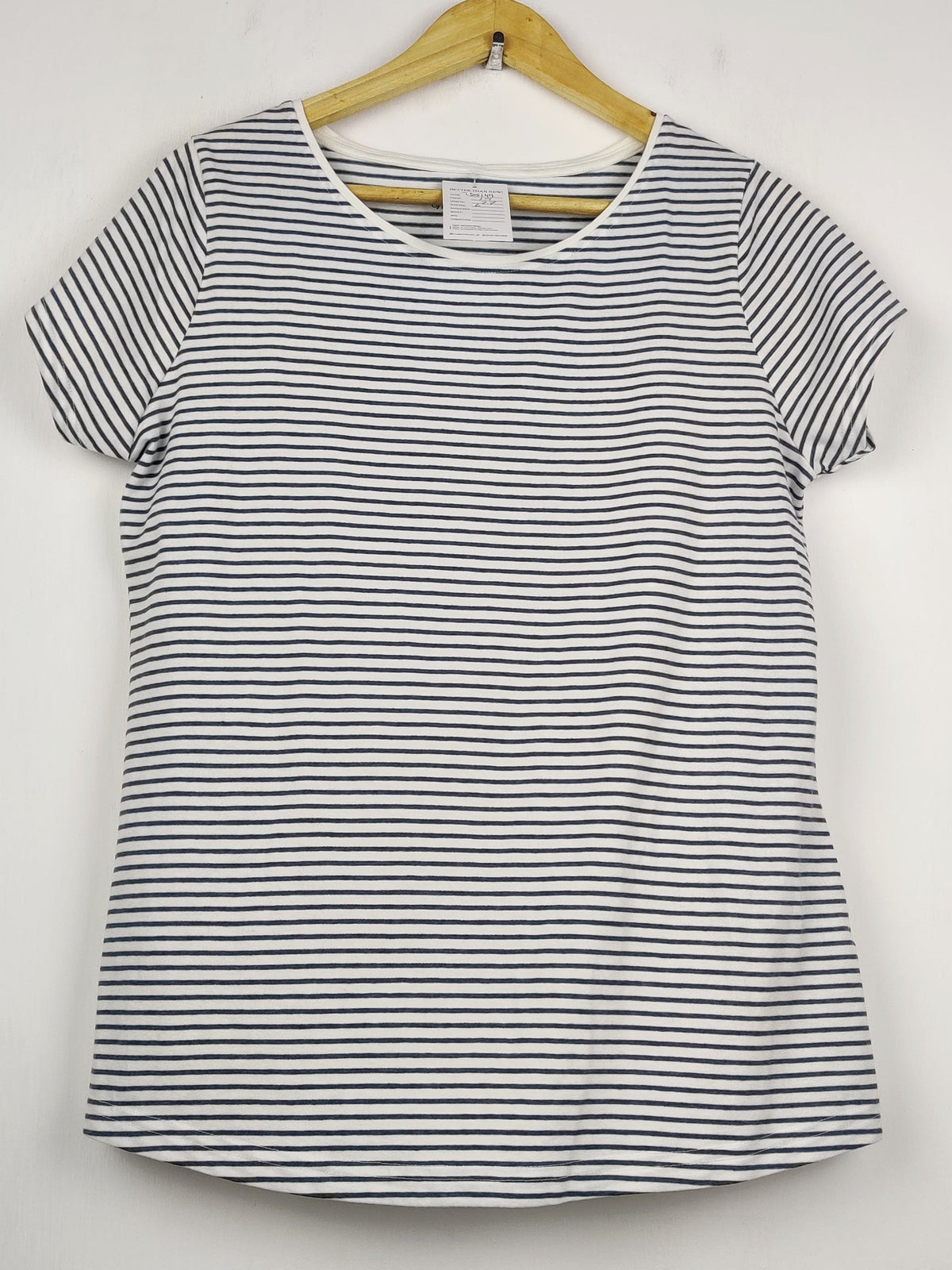 Buy online pre-used pre-loved 100% authentic & Original branded George (TS-5147) available in Pakistan. Top international brands avilable.
