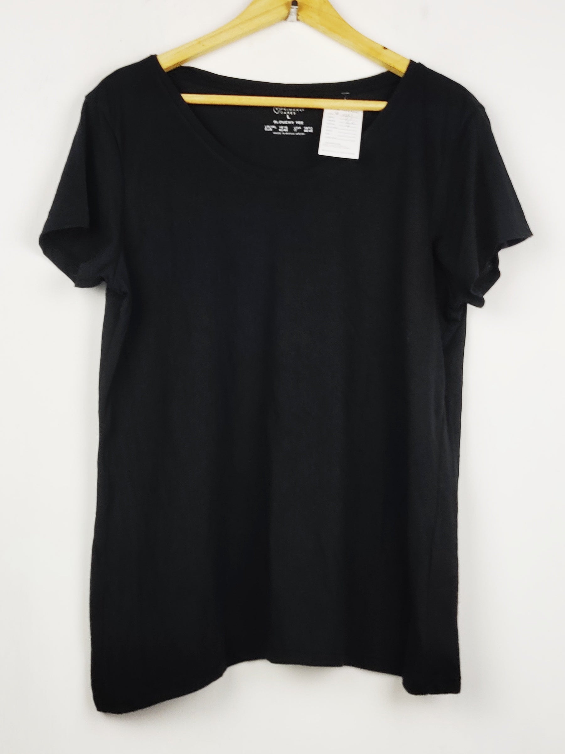 Buy online pre-used pre-loved 100% authentic & Original branded Primark (TS-5151) available in Pakistan. Top international brands avilable.