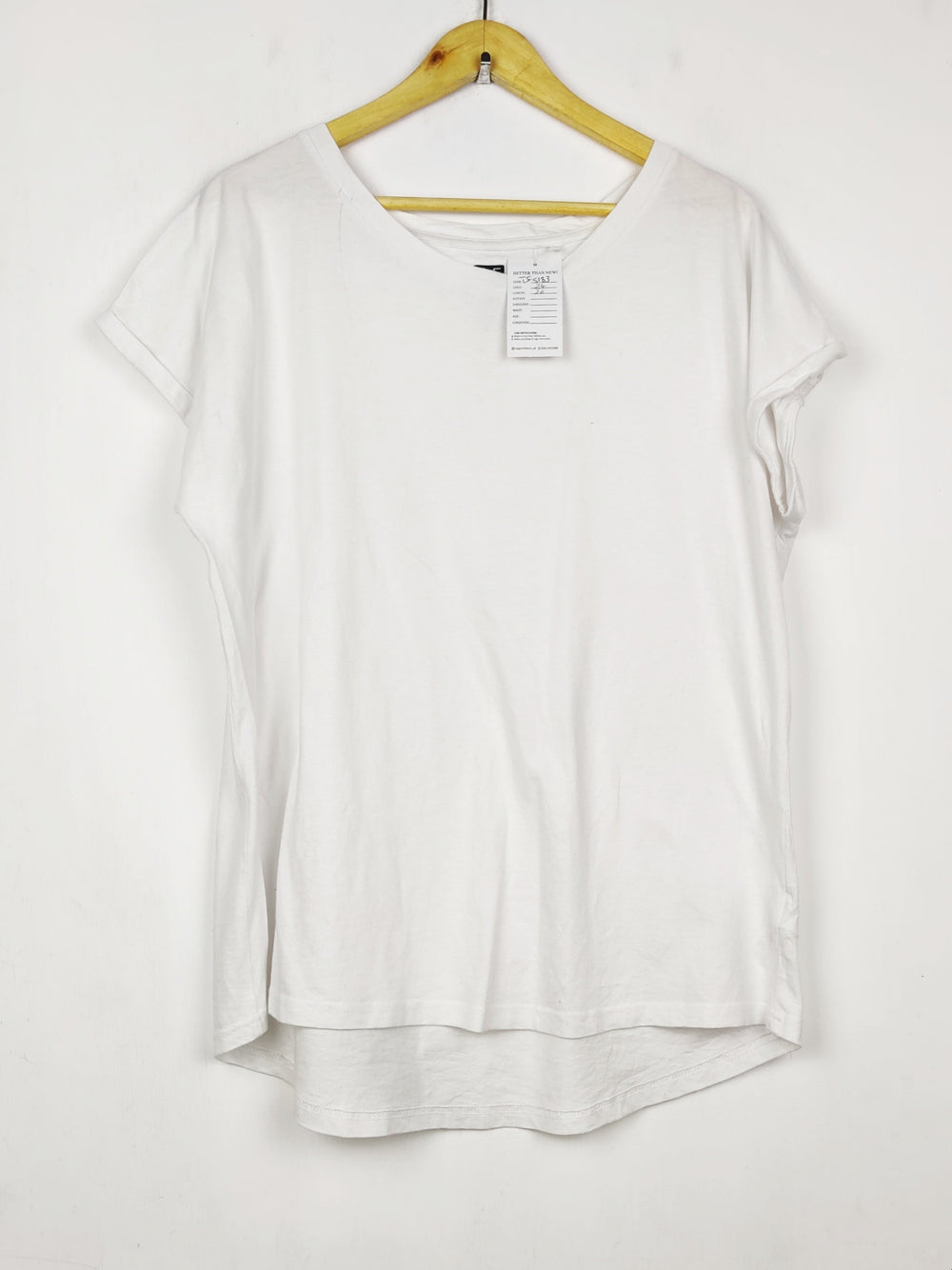 Buy online pre-used pre-loved 100% authentic & Original branded F&F (TS-5183) available in Pakistan. Top international brands avilable.