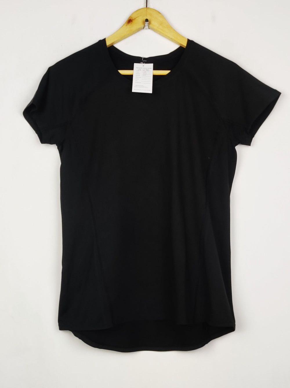 Buy online pre-used pre-loved 100% authentic & Original branded Unknown Brand (TS-5185) available in Pakistan. Top international brands avilable.