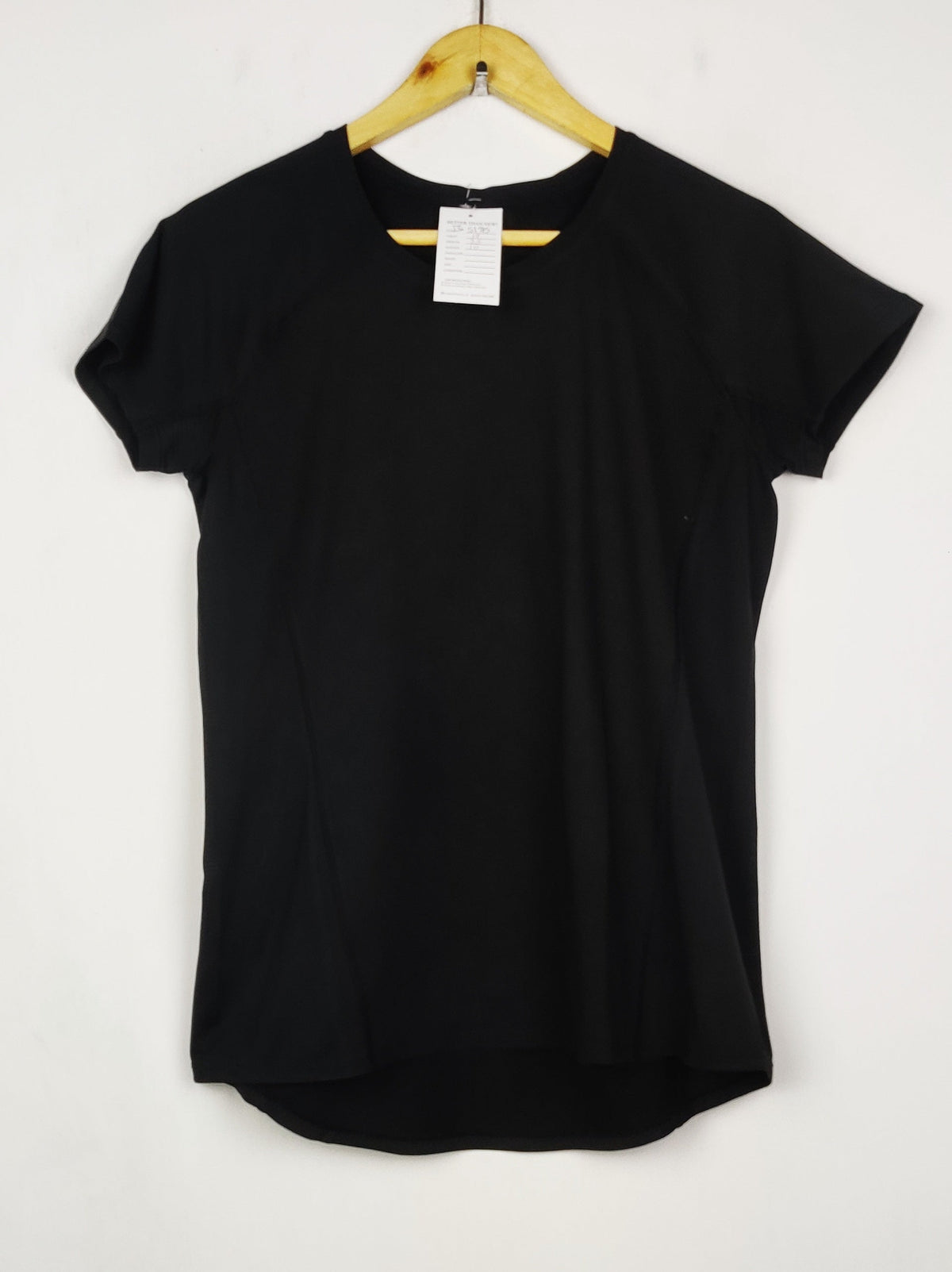 Buy online pre-used pre-loved 100% authentic & Original branded Unknown Brand (TS-5185) available in Pakistan. Top international brands avilable.