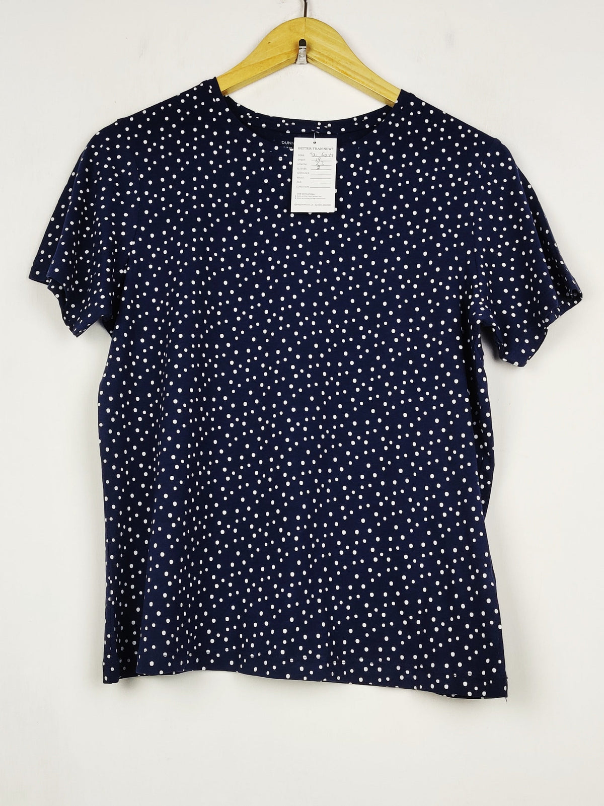 Buy online pre-used pre-loved 100% authentic & Original branded Dunnes Stores (TS-5214) available in Pakistan. Top international brands avilable.