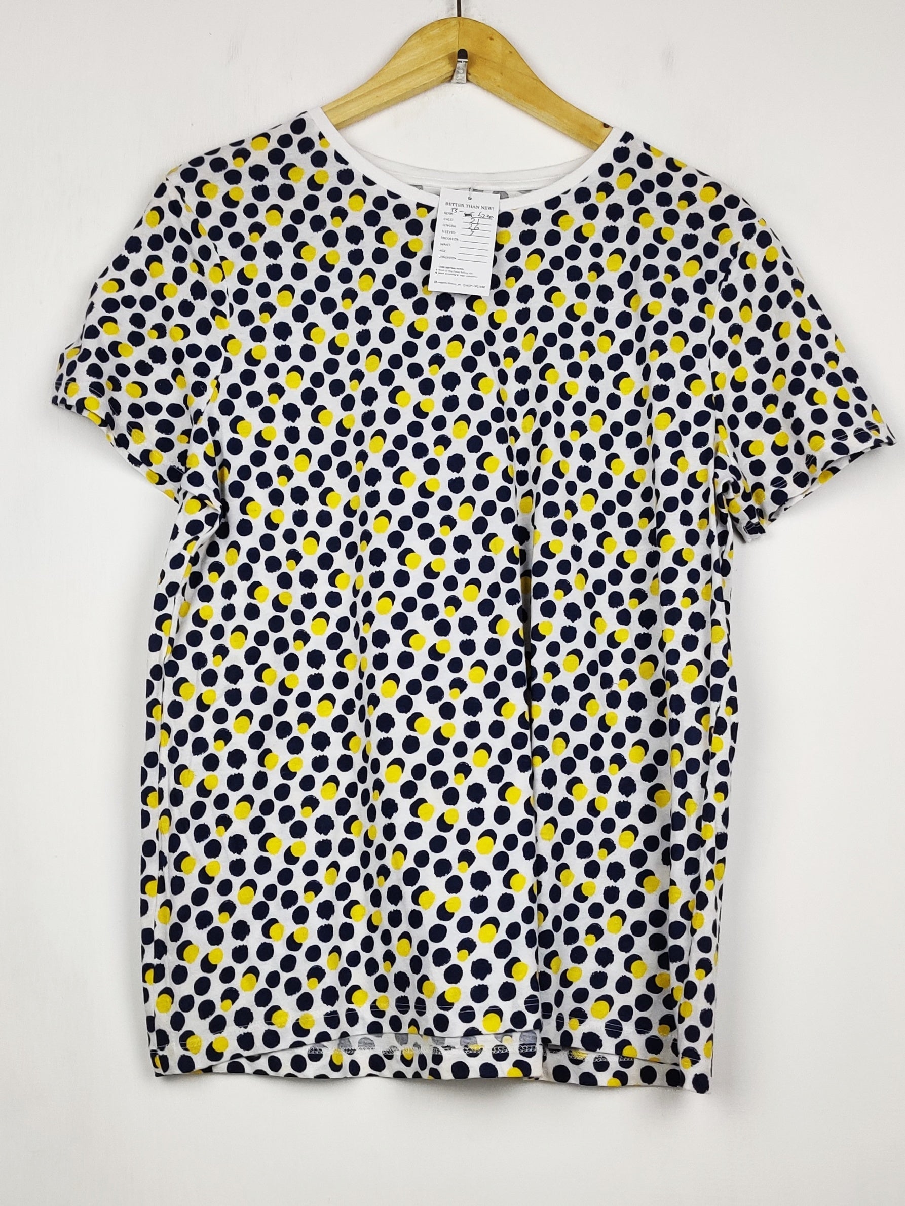 Buy online pre-used pre-loved 100% authentic & Original branded Primark (TS-5230) available in Pakistan. Top international brands avilable.
