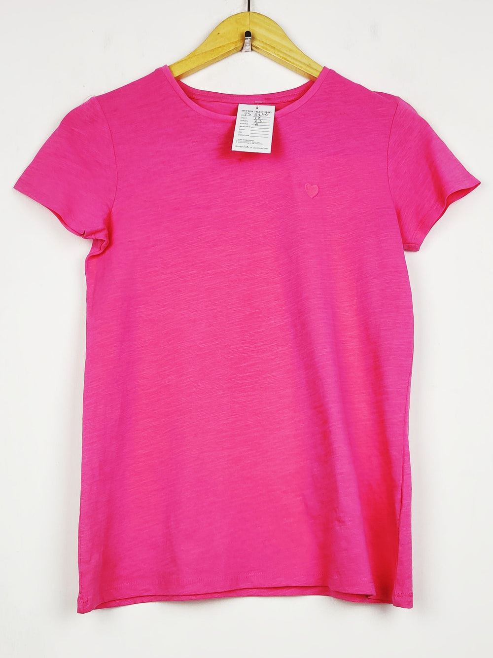 Buy online pre-used pre-loved 100% authentic & Original branded Unknown Brand (TS-5246) available in Pakistan. Top international brands avilable.
