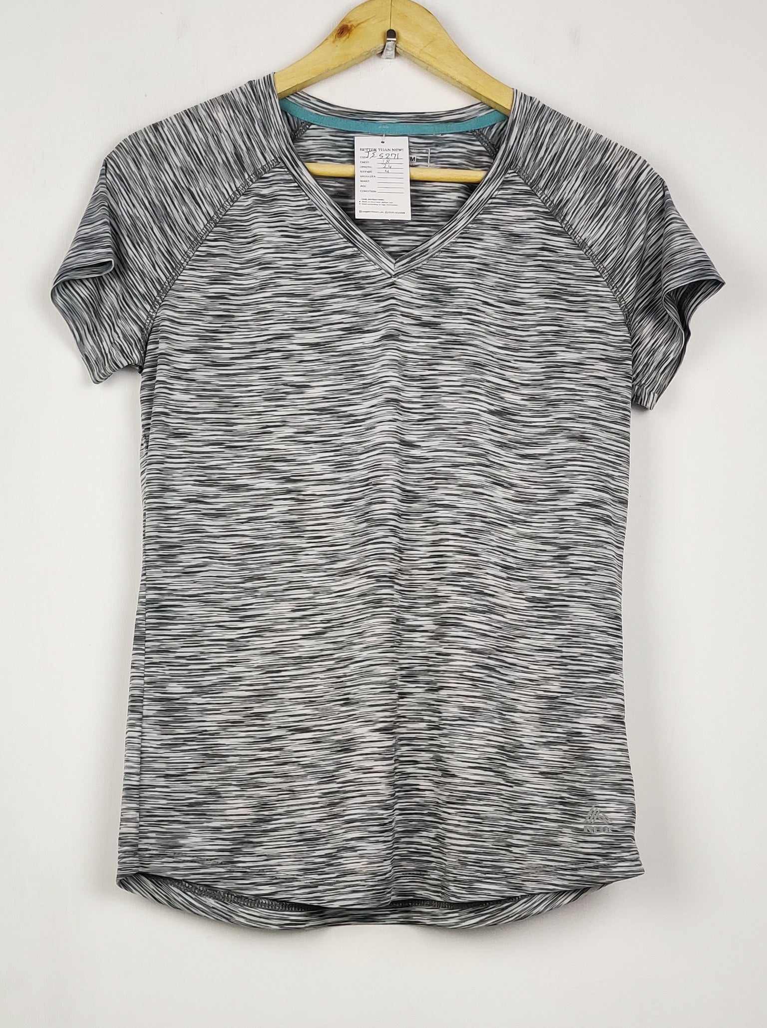 Buy online pre-used pre-loved 100% authentic & Original branded Rbx (TS-5271) available in Pakistan. Top international brands avilable.