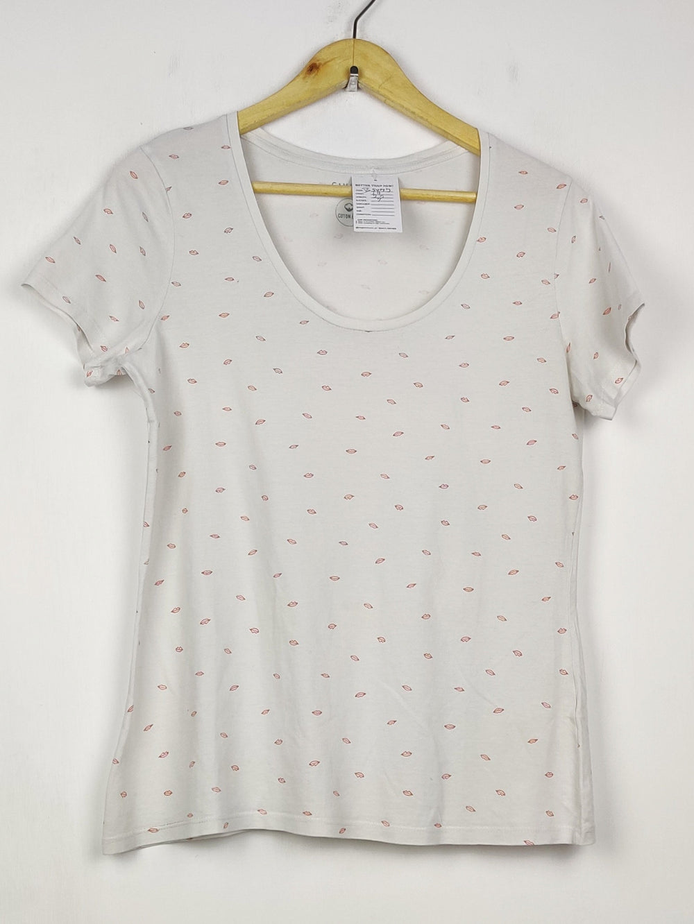 Buy online pre-used pre-loved 100% authentic & Original branded Camaieu (TS-5277) available in Pakistan. Top international brands avilable.