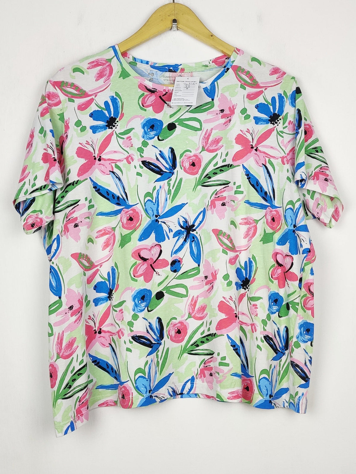 Buy online pre-used pre-loved 100% authentic & Original branded Dunnes Stores (TS-5284) available in Pakistan. Top international brands avilable.