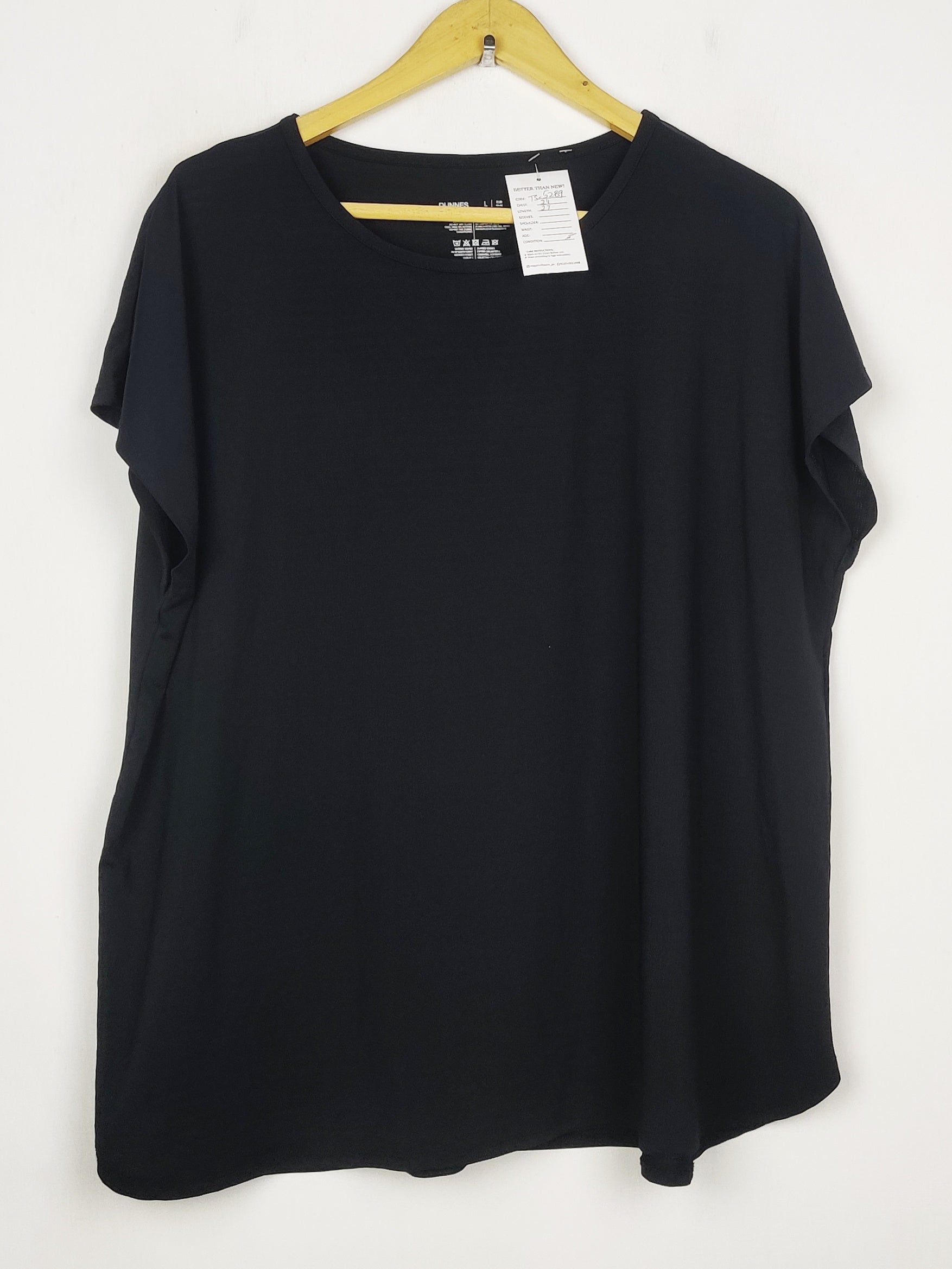 Buy online pre-used pre-loved 100% authentic & Original branded Dunnes Stores (TS-5289) available in Pakistan. Top international brands avilable.
