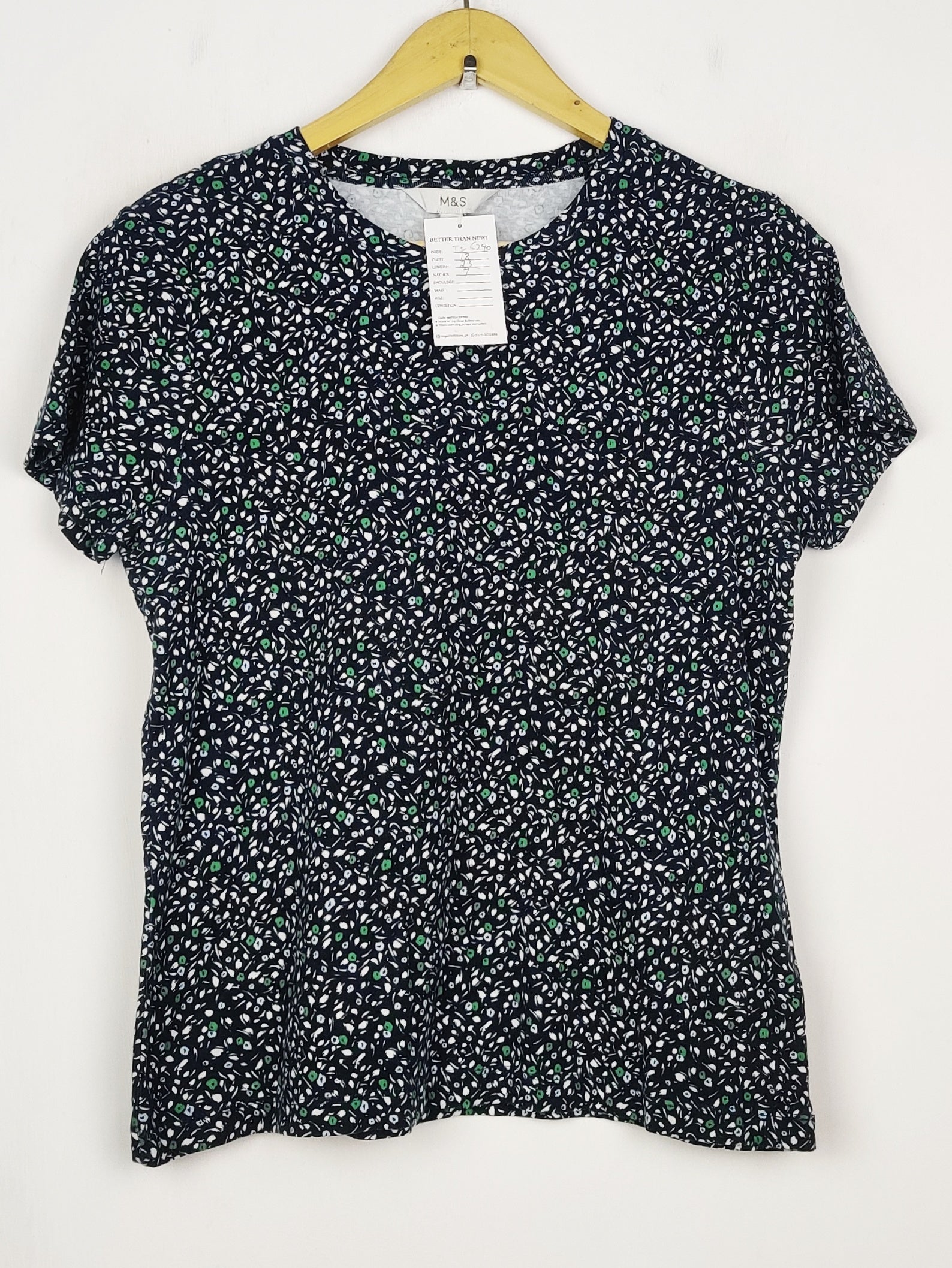 Buy online pre-used pre-loved 100% authentic & Original branded Marks & Spencer (TS-5290) available in Pakistan. Top international brands avilable.