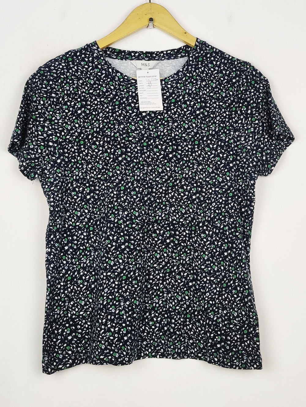 Buy online pre-used pre-loved 100% authentic & Original branded Marks & Spencer (TS-5290) available in Pakistan. Top international brands avilable.