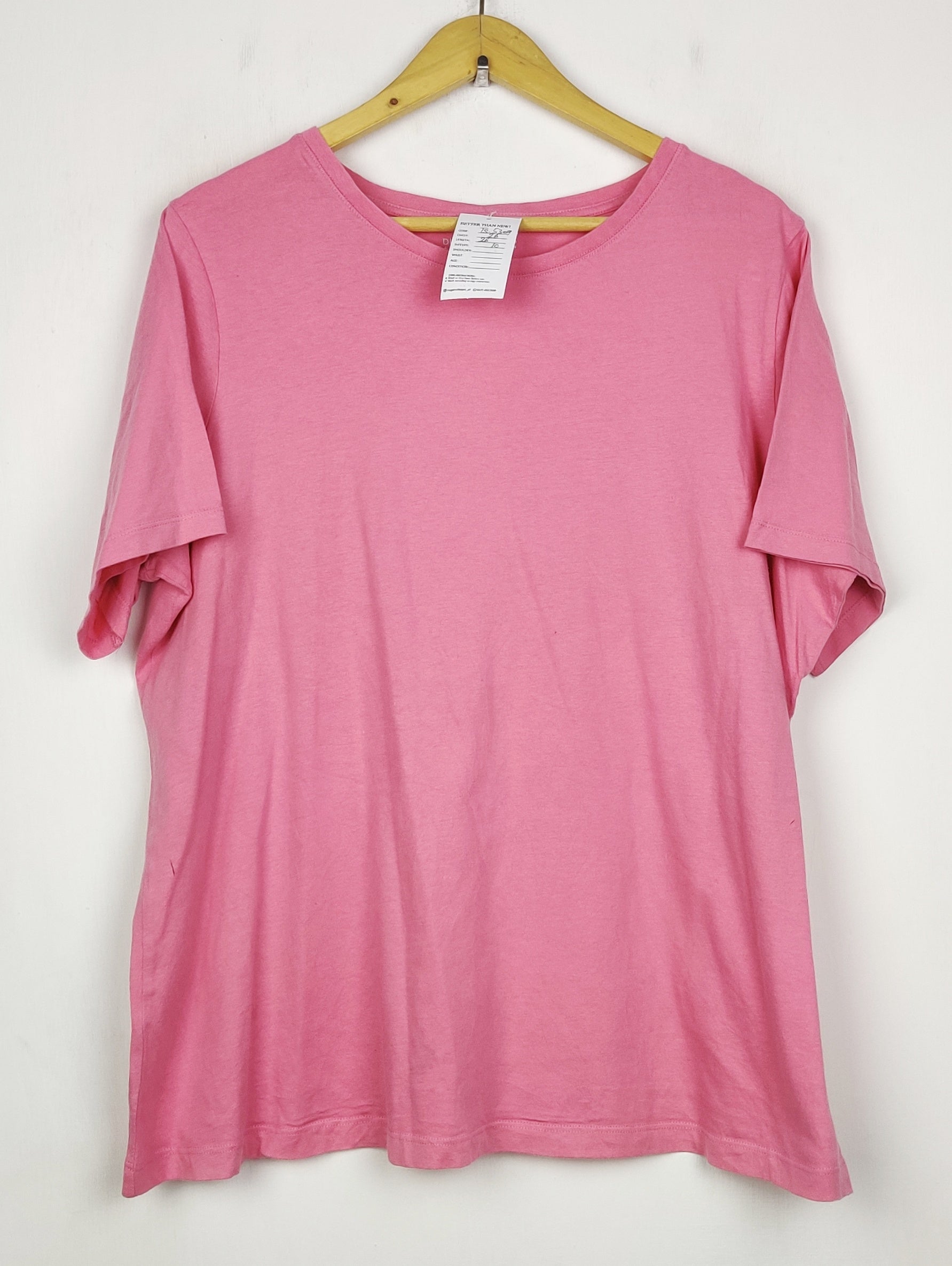 Buy online pre-used pre-loved 100% authentic & Original branded Dunnes Stores (TS-5309) available in Pakistan. Top international brands avilable.
