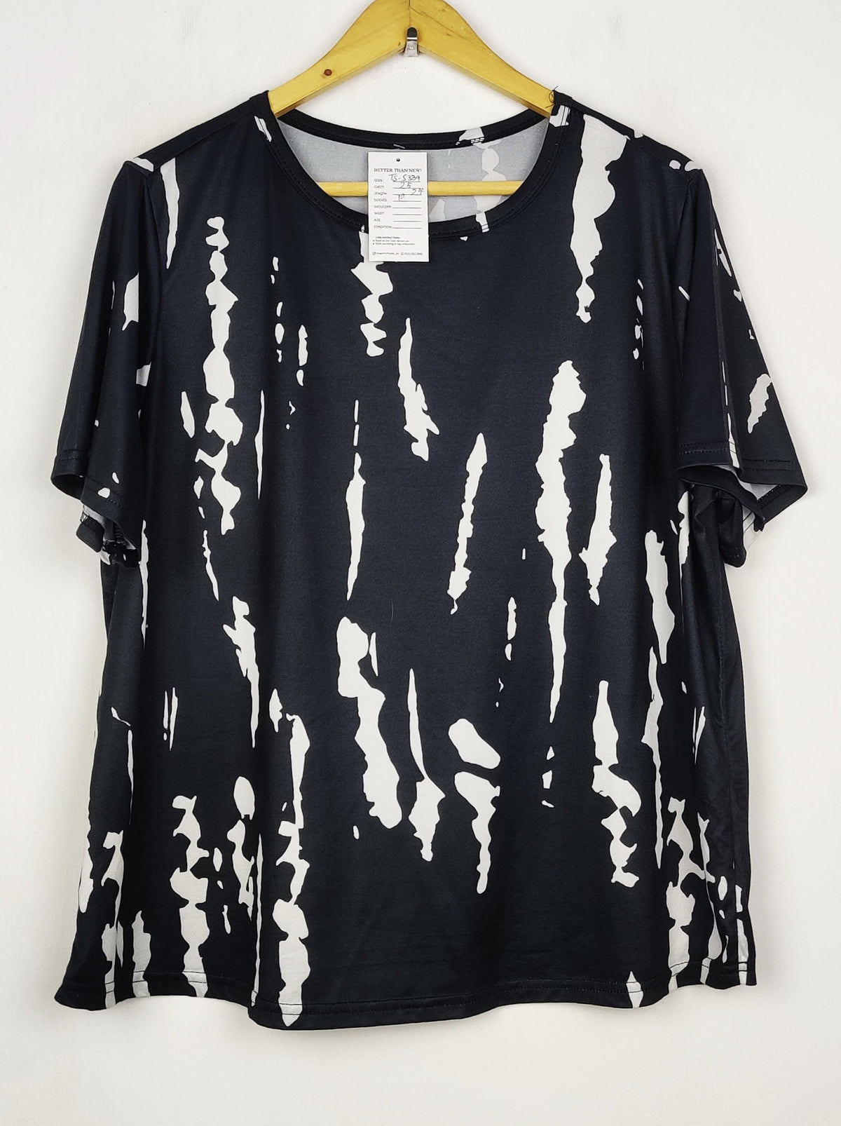 Buy online pre-used pre-loved 100% authentic & Original branded Unknown Brand (TS-5339) available in Pakistan. Top international brands avilable.